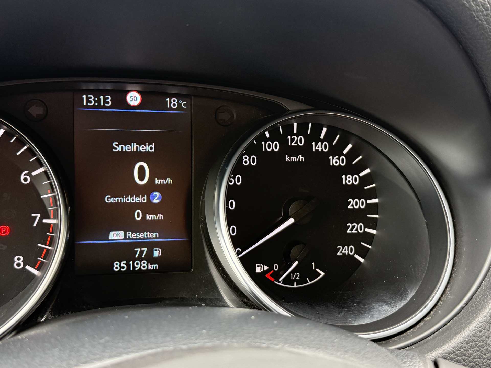 Nissan Qashqai 1.3 DIG-T Design Edition | Panoramadak | Trekhaak | 360 Camera