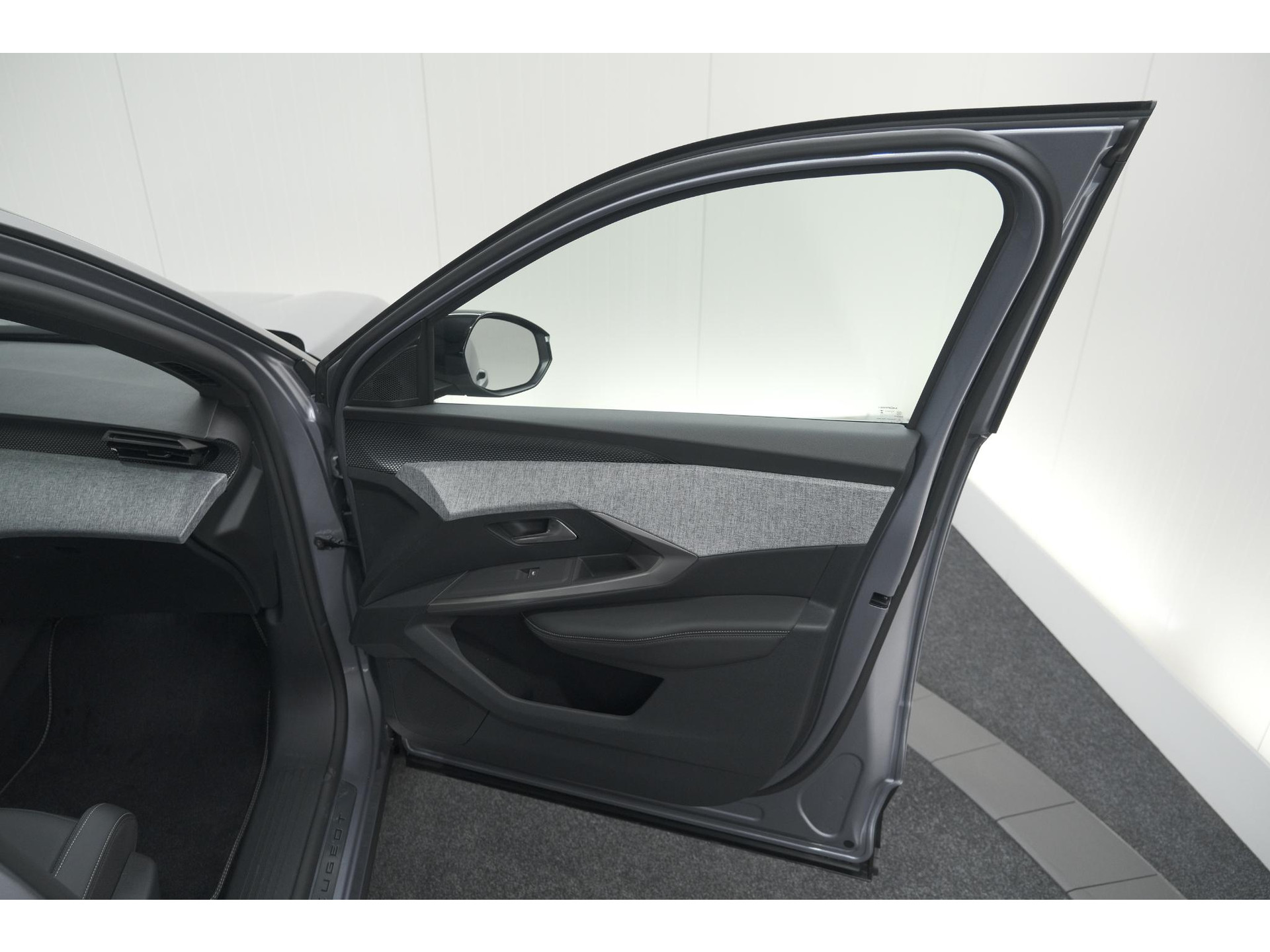 Peugeot 5008 HYbrid 145 e-DCS6 GT | Panoramadak | Camera | Elektrische Achterklep | Adaptieve Cruise Control