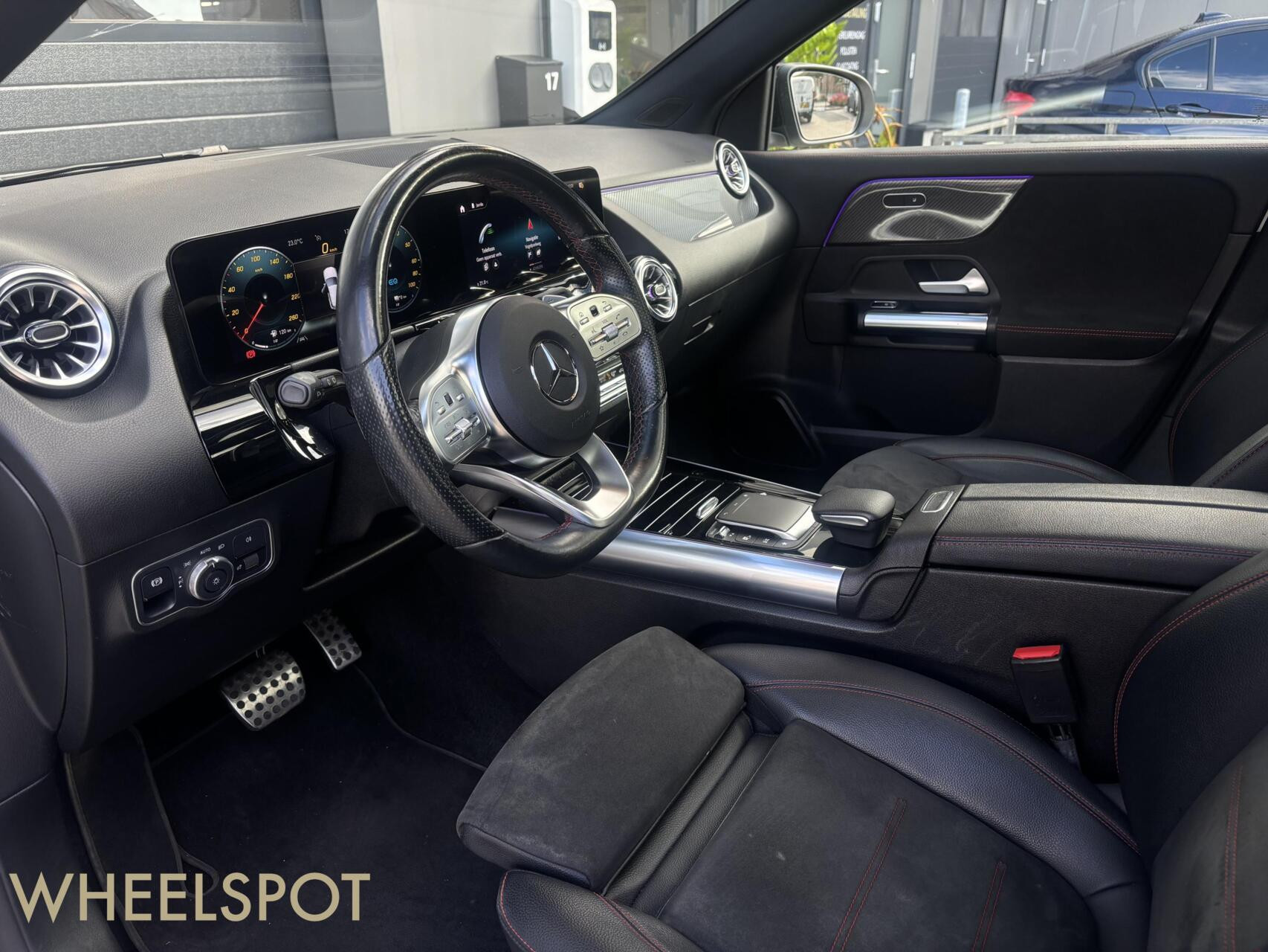Mercedes GLA-klasse 250 e AMG|Pano|Sfeer|CarPlay|Stoelverwar
