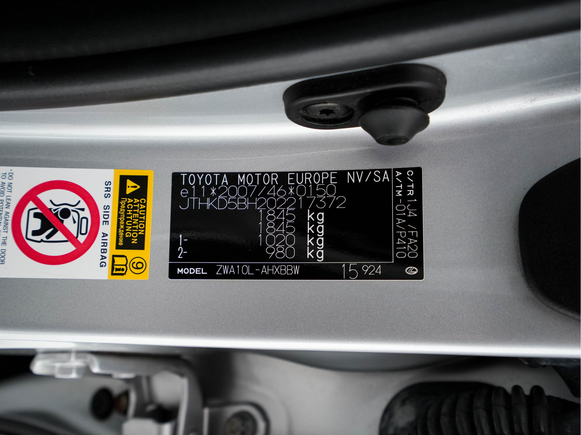 Lexus CT 200h Business Line Aut.*NAVI-FULLMAP | ALCANTARA | COMFORT-SEATS | CAMERA | ECC | CRUISE | 16''ALU*