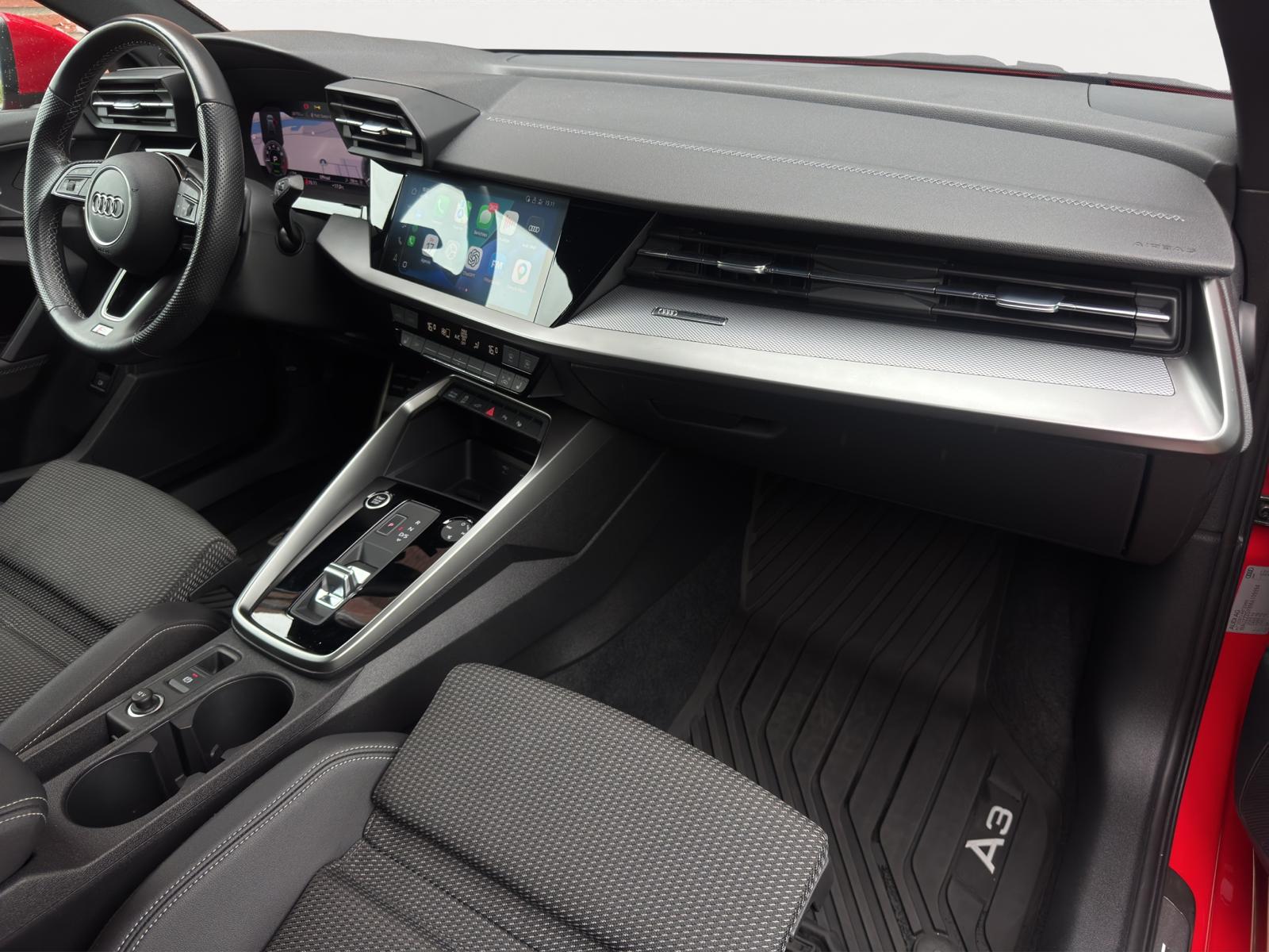 Audi A3 Sportback 40 TFSI e 204PK 2X S-Line Camera Keyless Black Pakket
