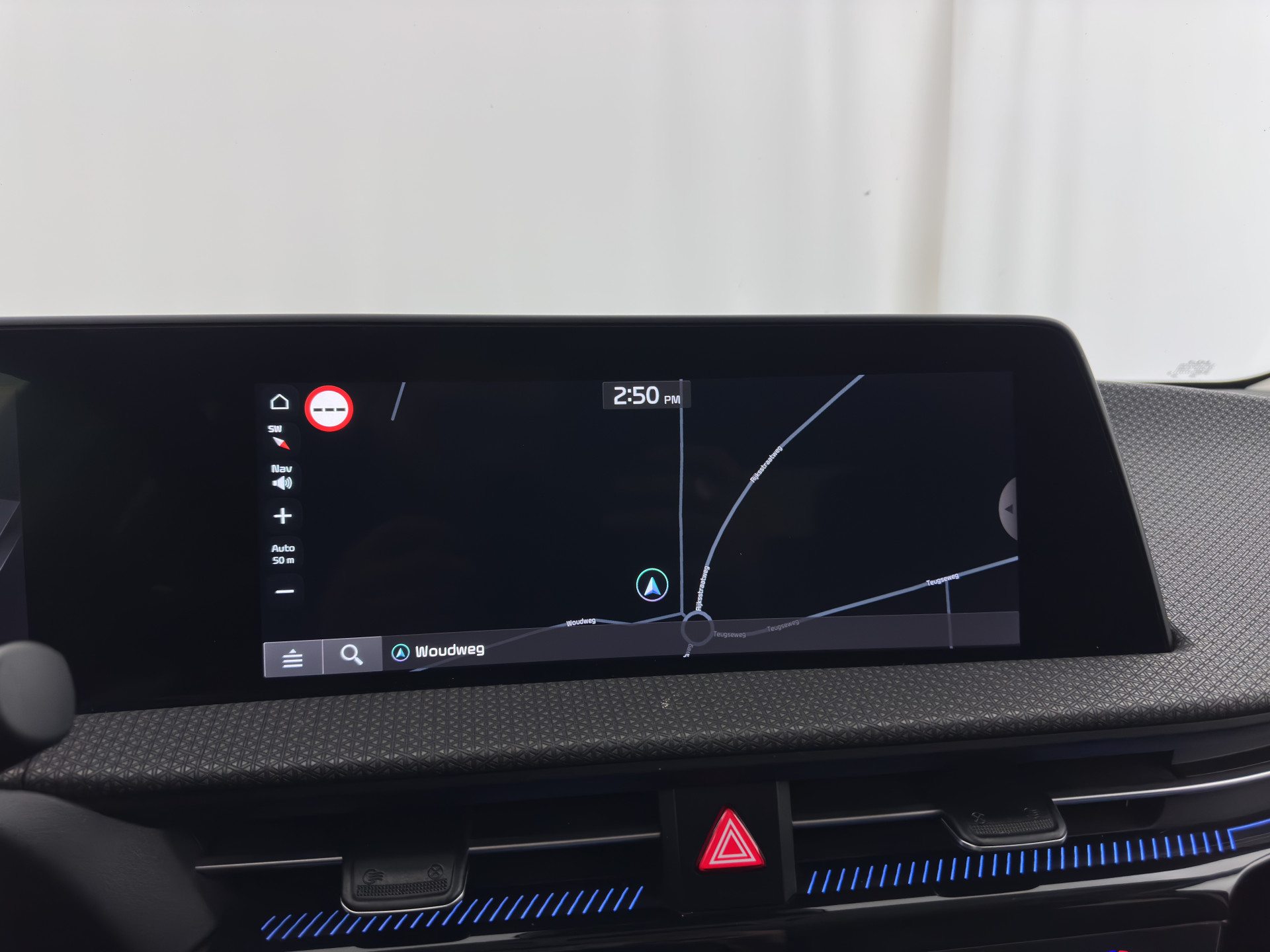 Kia EV6 Plus 77.4 kWh [ 3-Fase ] SOH100% (INCL-BTW) Aut. *LEATHER | ADAPTIVE-CRUISE | DIGI-COCKPIT | MERIDIAN-AUDIO | MEMORY-PACK | FULL-LED | KEYLESS | CAMERA | DAB | BLIND-SPOT | NAVI-FULLMAP | PRIVACY-GLASS | AMBIENT-LIGH