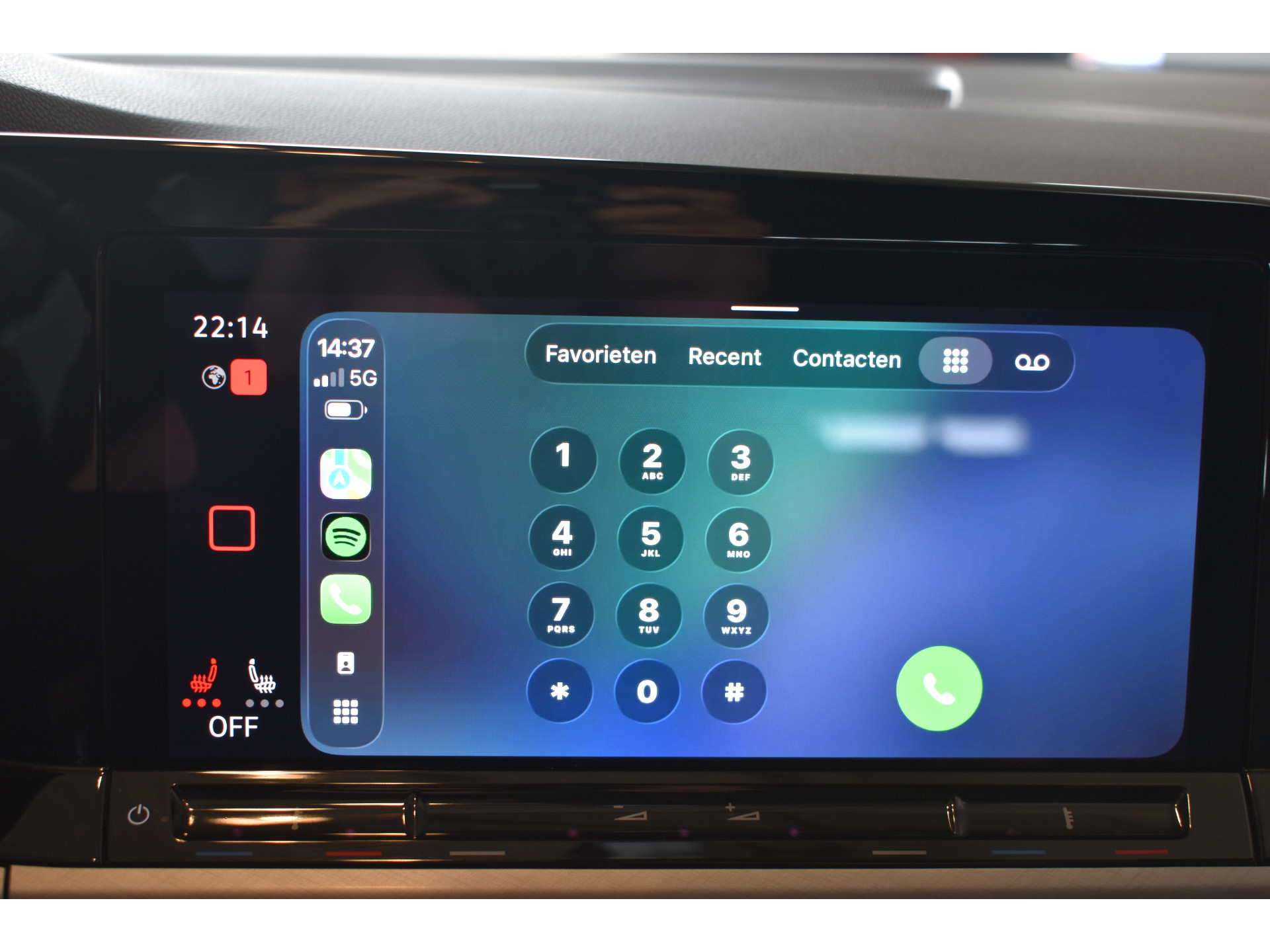 Volkswagen Golf 1.0 eTSI Life Business Automaat Navigatie/CarPlay