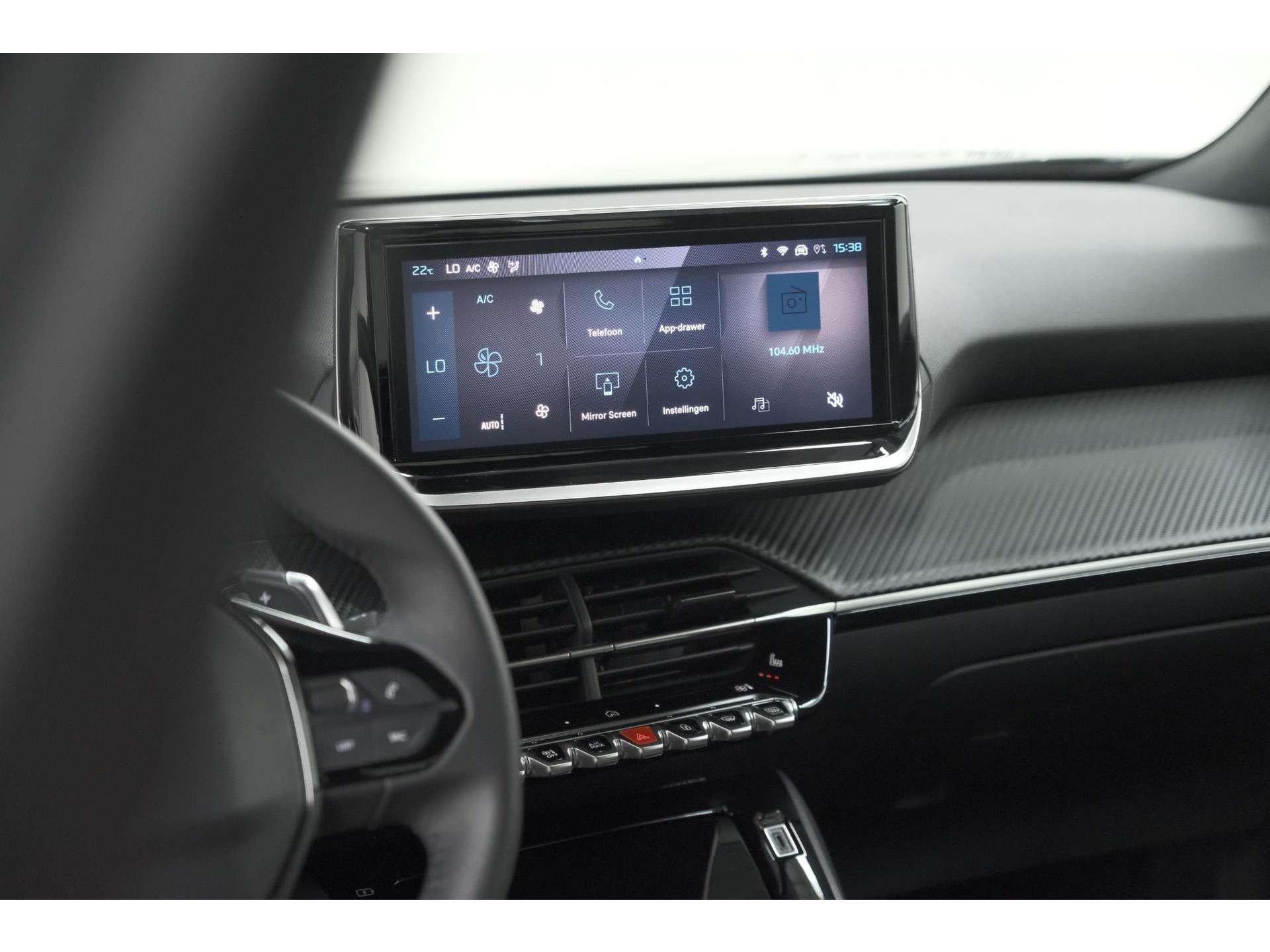 Peugeot 2008 PureTech 130 EAT8 Allure | 360 Camera | Adaptieve Cruise Control | Keyless | Dodehoekdetectie