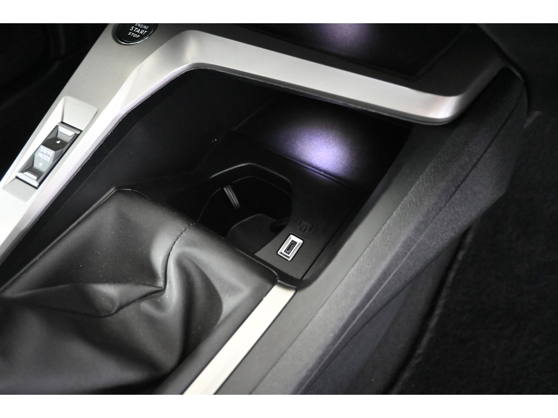 Peugeot 308 SW 1.5 BlueHDi Active Pack Business Clima Virtual Carplay Trekhaak Rijklaarprijs! Inruil Mogelijk!