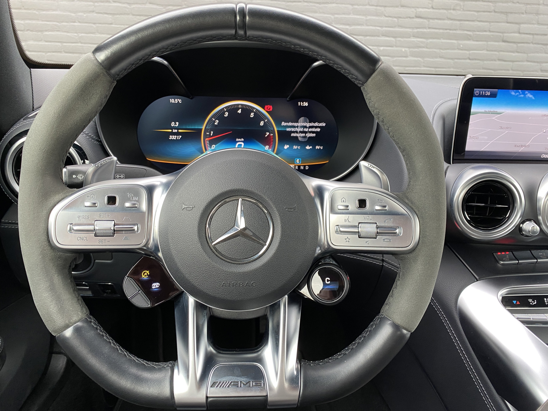 Mercedes-Benz AMG GT C Roadster 4.0 Premium V8 577 pk AUT. | dealer onderhouden | achteras besturing | memory stoel | adaptieve cruise | 360 camera