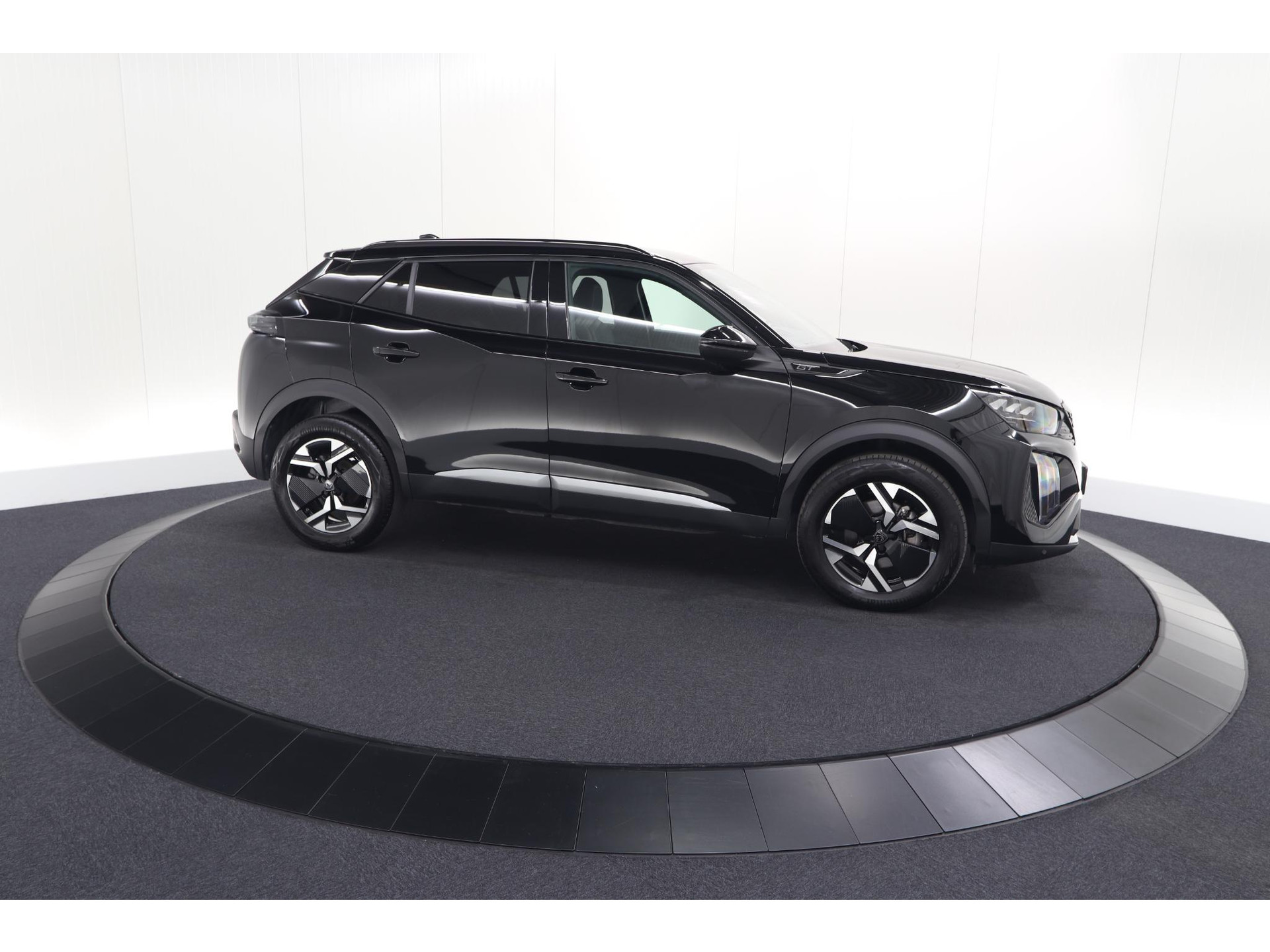 Peugeot 2008 1.2 Hybrid 145 GT | Camera | Apple Carplay | Parkeersensoren