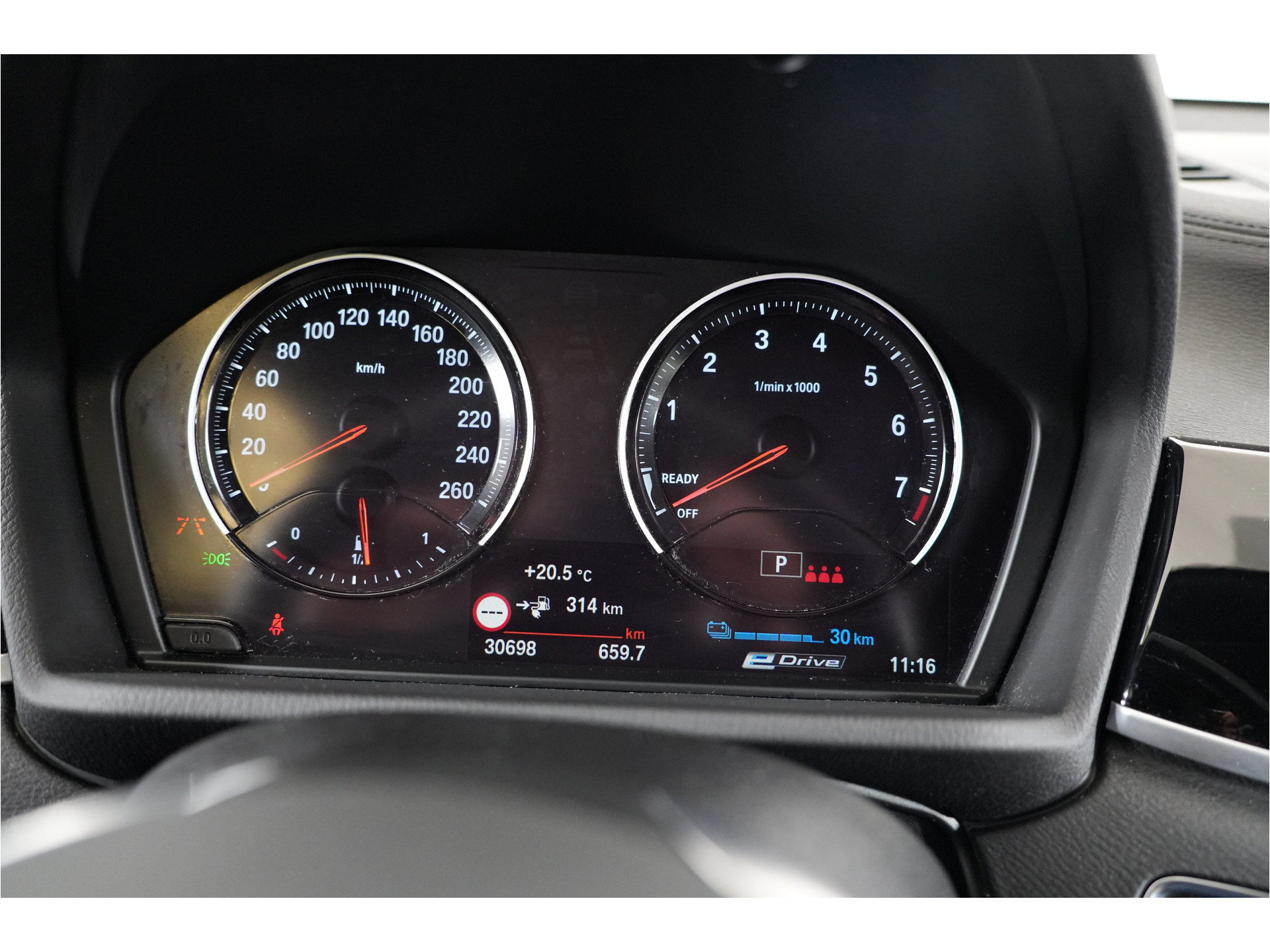 BMW X2 xDrive25e PHEV 220 pk | SOH 92% | M Sport int. | Adaptive Cruise  | Camera |