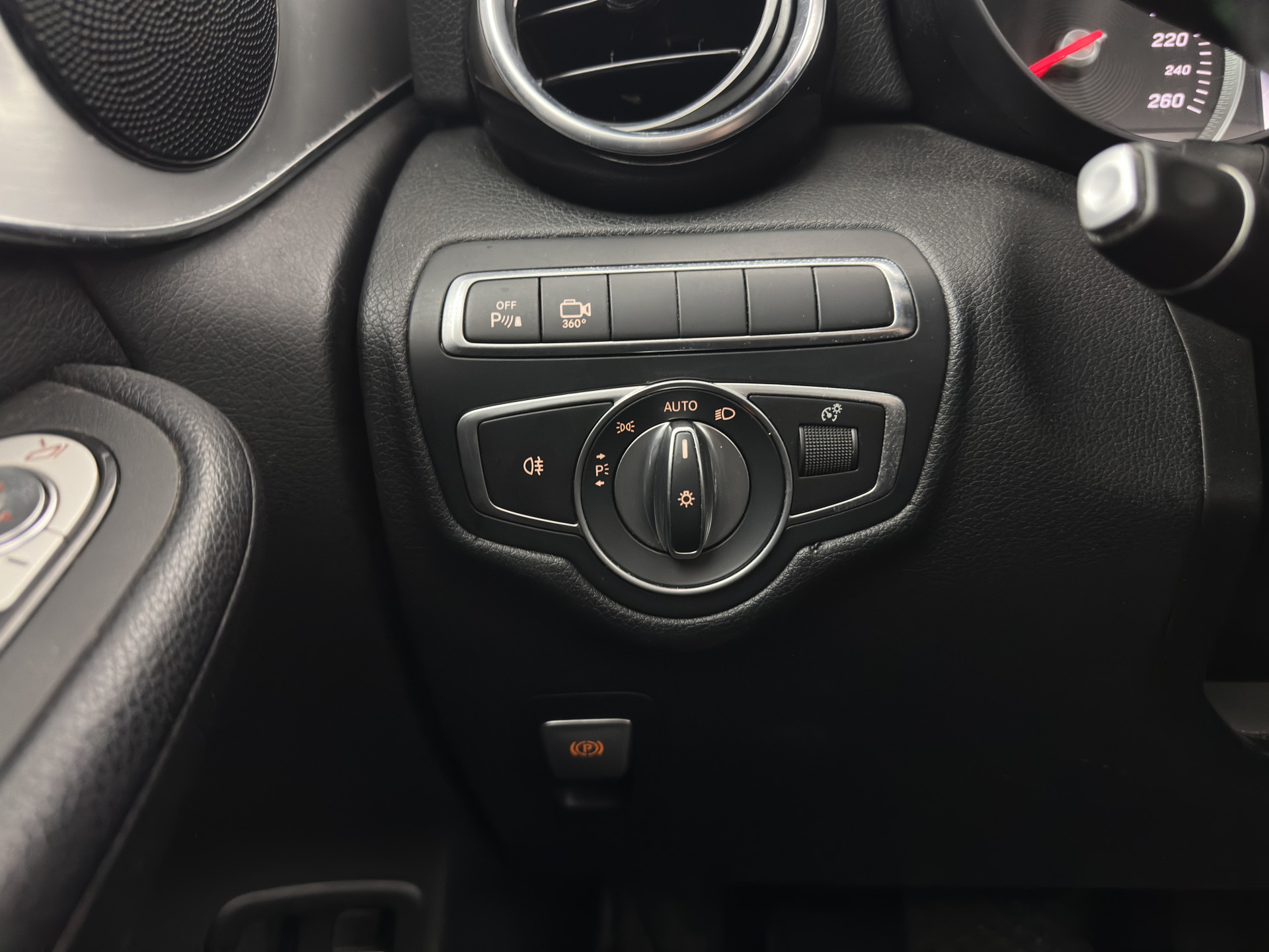 Mercedes-Benz GLC-klasse 220d 4MATIC Premium Plus (INCL-BTW) *PANO | LEATHER | FULL-LED | MEMORY-PACK | TOPVIEW | BLINDSPOT | HEATED-COMFORTSEATS | NAVI-FULLMAP | ECC | PDC | CRUISE | SHIFTPADDLES | TOWBAR | 18''ALU*