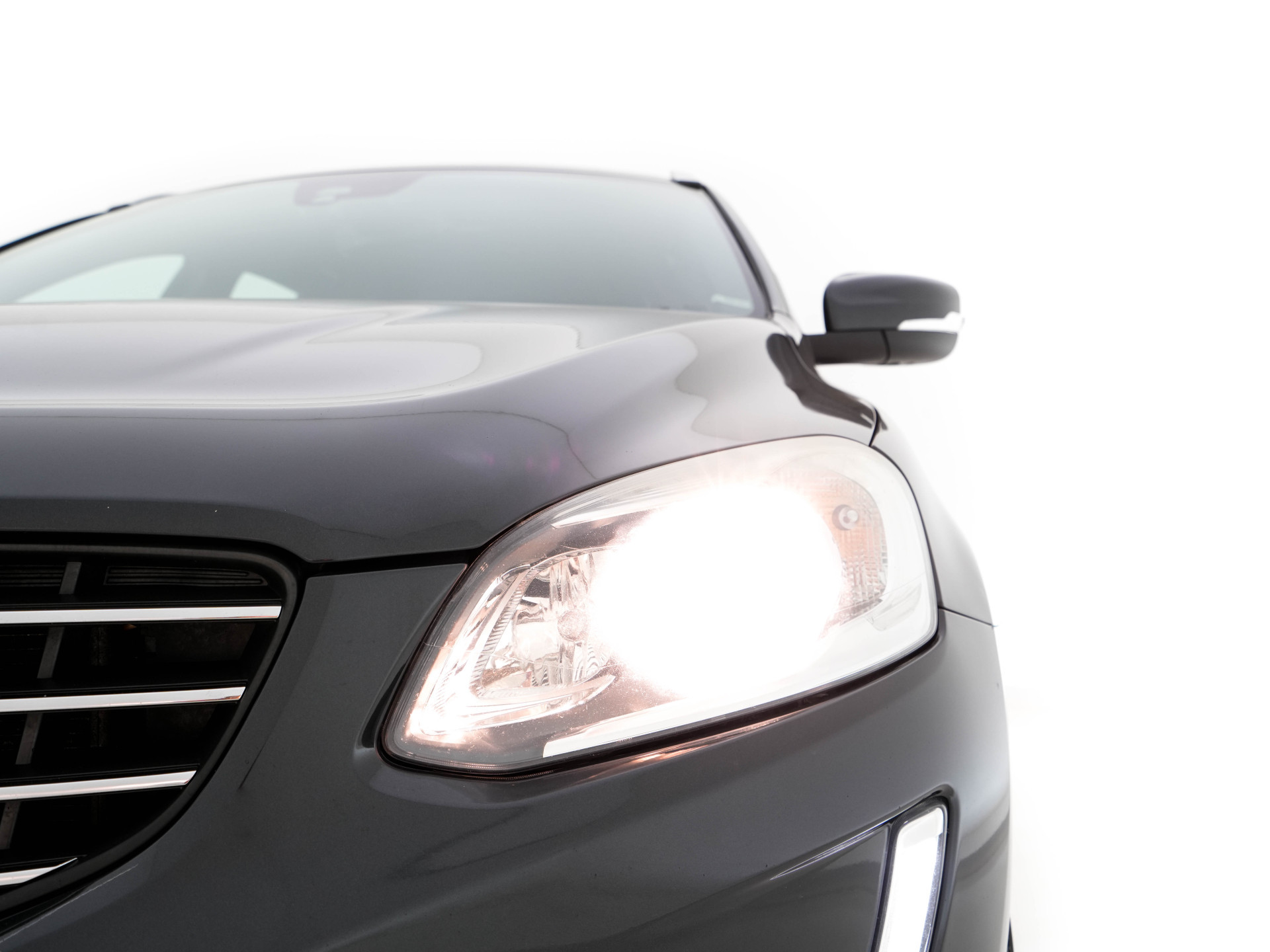 Volvo XC60 2.0 D4 FWD Ocean Race *NAVI-FULLMAP | FULL-LEATHER | MEMORY-PACK | TOWBAR | ECC | PDC | CRUISE | COMFORT-SEATS | 19"ALU*