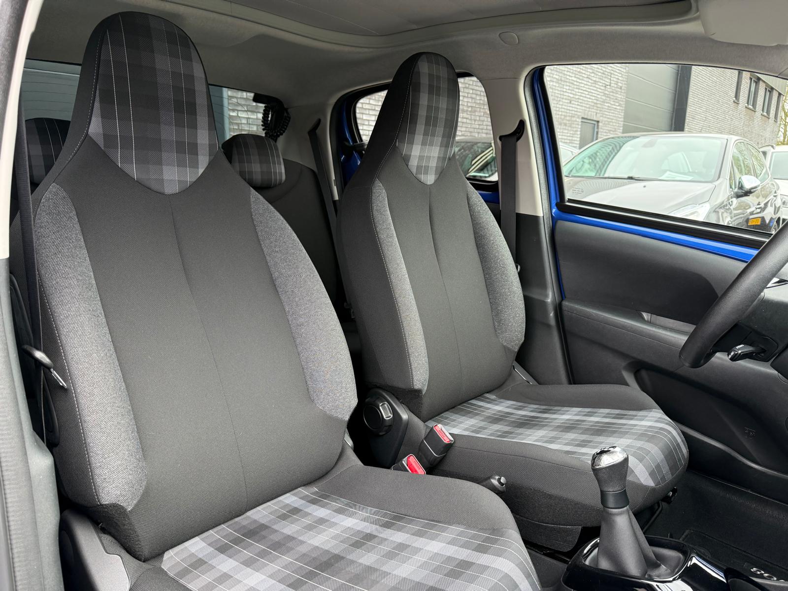 Peugeot 108 1.0 e-VTi Allure TOP! | 2E EIGENAAR | 3/6/12MND GARANTIE| NAVI | CARPLAY | CLIMA | LMV |