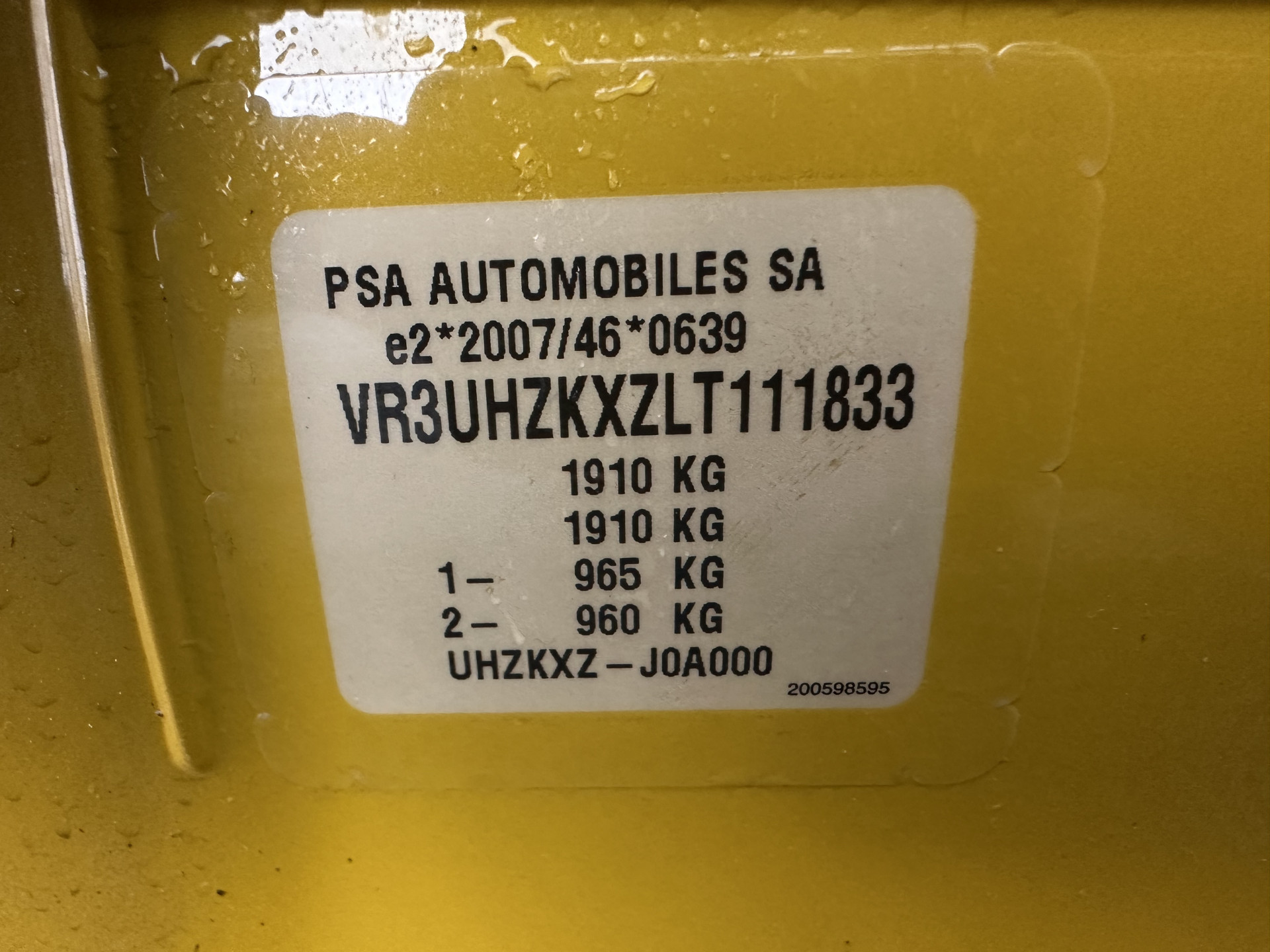Peugeot e-208 EV GT 350 50 kWh [ 3-Fase ] {SOH-88%} (INCL-BTW) *HEATPUMP | LEATHER-ALCANTARA | FULL-LED | DIGI-COCKPIT | BLINDSPOT | CAMERA | AMBIENT-LIGHT | NAVI-FULLMAP | LANE-ASSIST | KEYLESS | DAB | PRIVACY-GLASS | HEATED-SPORTSEATS | ...