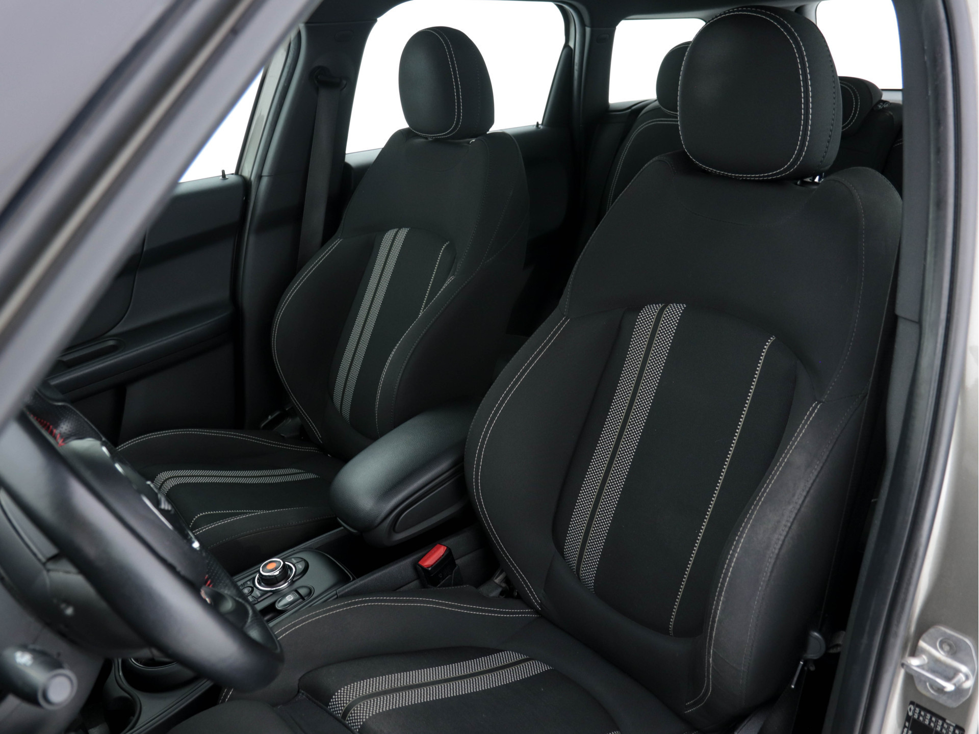 MINI Mini Countryman 1.5 Cooper JCW-Pack (INCL-BTW) *NAVI-FULLMAP | FULL-LED |  ECC | PDC | CRUISE | SPORT-SEATS | KEYLESS | PRIVACY-GLASS | 16"ALU*