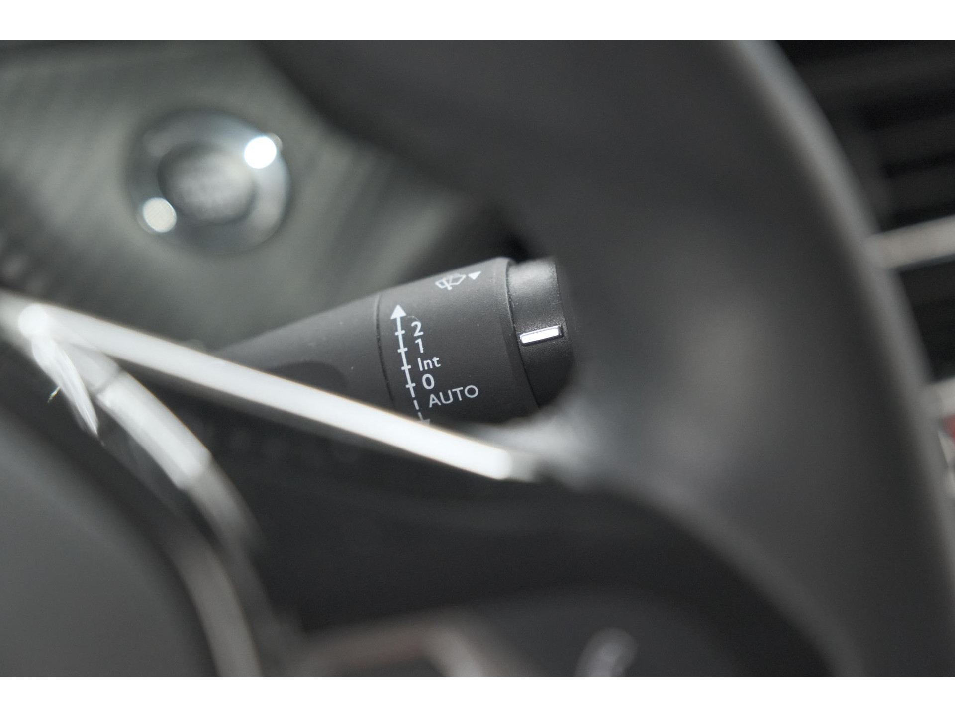 Peugeot 208 PureTech 100 Allure Pack | Parkeersensoren | Apple Carplay | Stoelverwarming