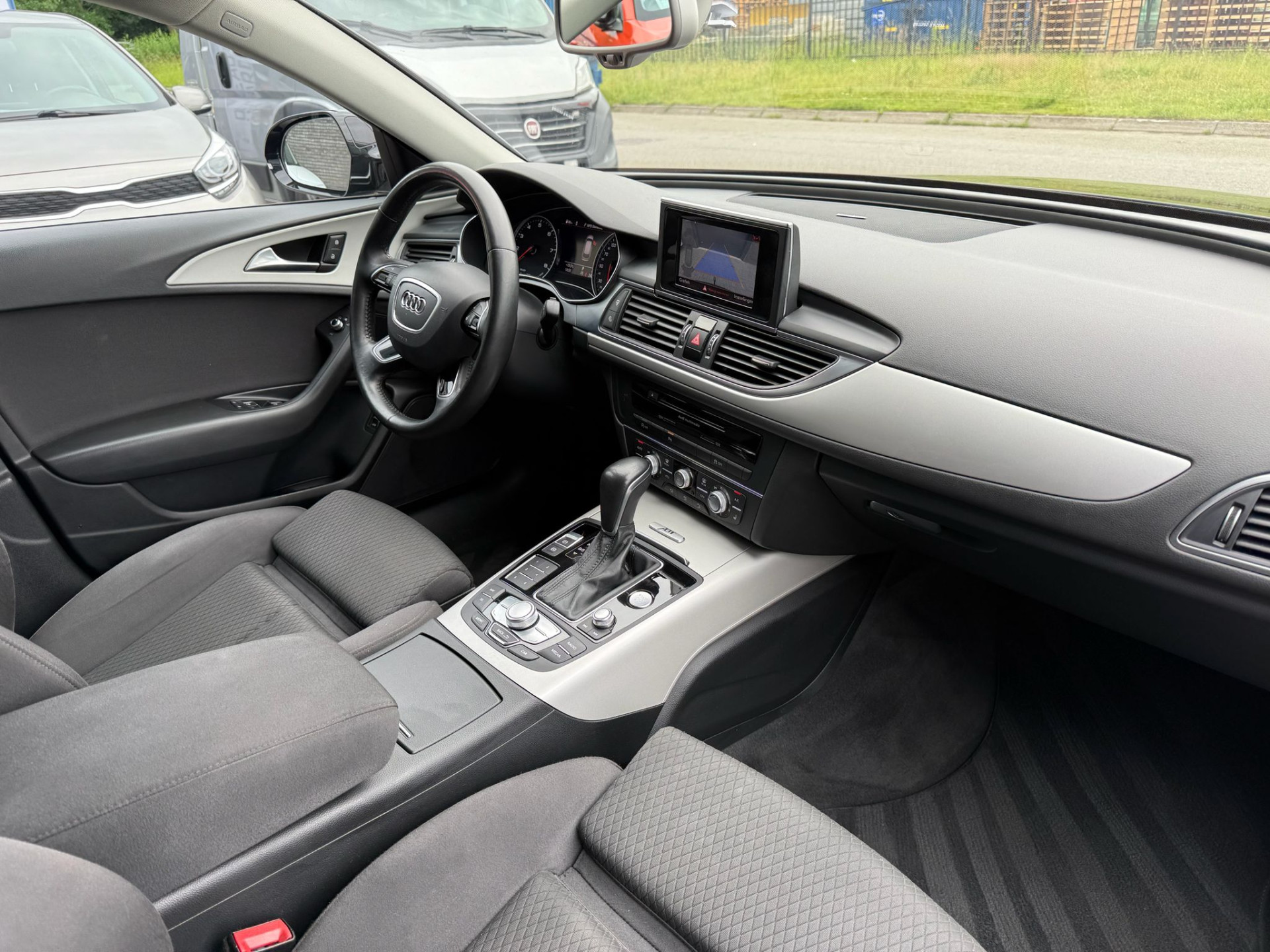 Audi A6 Avant 1.8 TFSI ultra Premium Edition | 1E EIGENAAR | 3/6/12MND GARANTIE | ACC | DODE HOEK | LED | STOEL/STUUR VERWM. | DAB | NAVI | TREKHAAK |