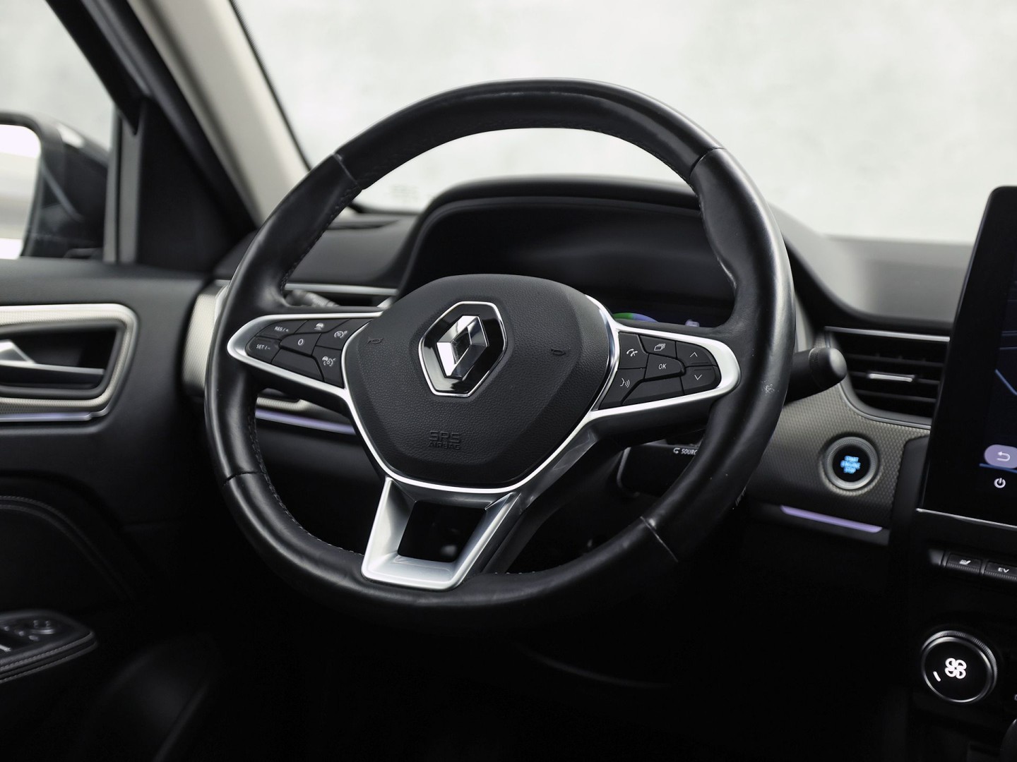Renault Arkana 1.6 E-Tech Hybrid 145 Intens 145Pk Automaat (GROOT NAVI, CAMERA, STOELVERWARMING, SPORTSTOELEN, ADAPTIVE CRUISE, GETINT GLAS, KEYLESS, NIEUWSTAAT)