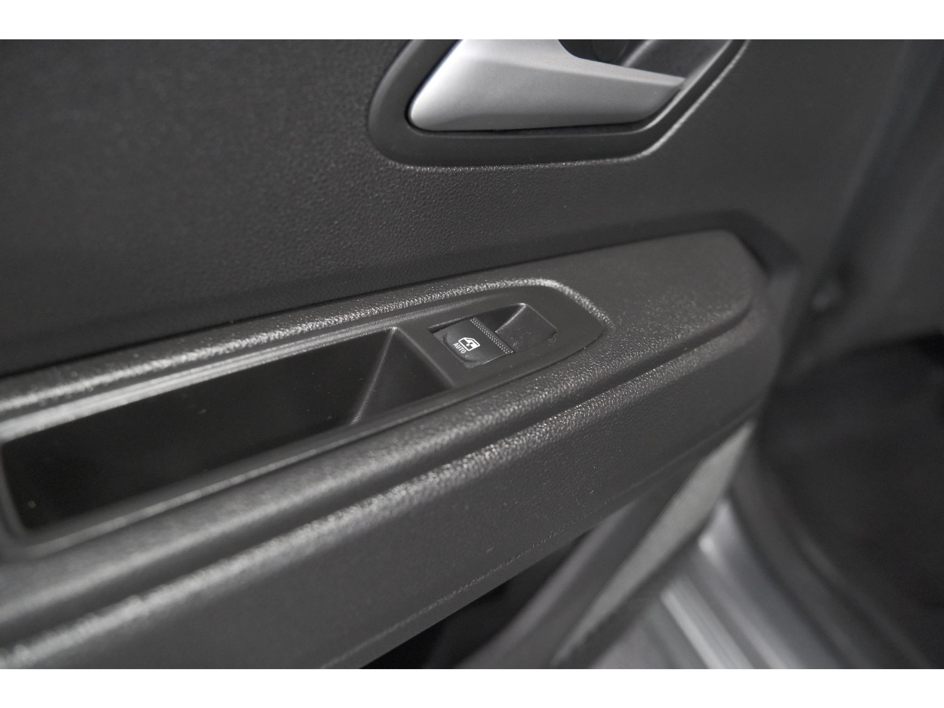 Dacia Duster Mild Hybrid 130 Expression | Camera | Stoelverwarming | Apple Carplay | Navigatie