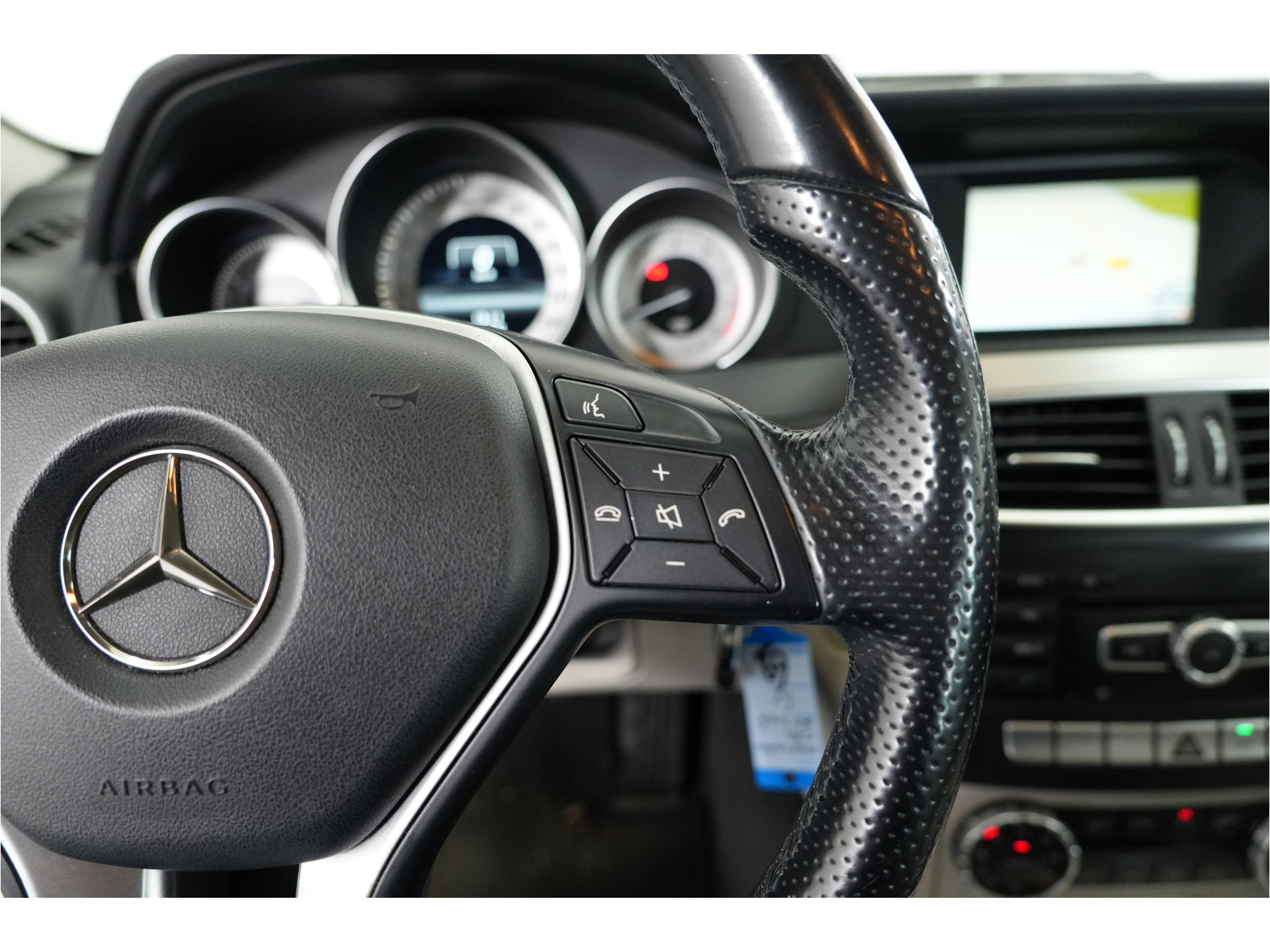 Mercedes-Benz C-klasse Estate 180 Ambition Avantgarde | Trekhaak | El. Stl. verst. | Navi | Cruise | PDC | Bluetooth |