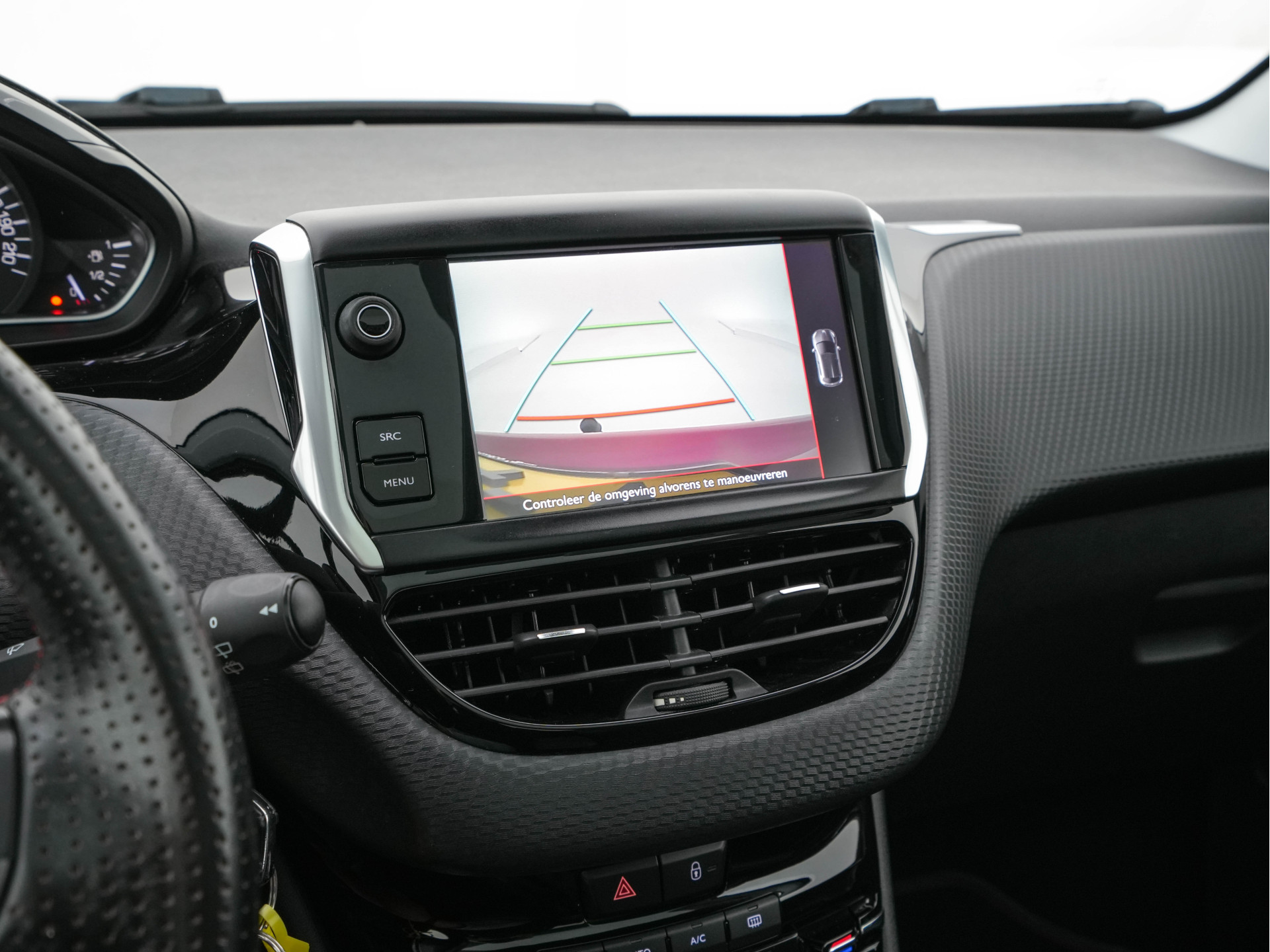 Peugeot 208 1.6 BlueHDi GT-line *PANO | LEATHER-FABRIC | JBL-AUDIO | HEATED-SPORTSEATS | NAVI-FULLMAP | CAMERA | DAB+ | PRIVACY-GLASS | TOWBAR | 17''ALU*