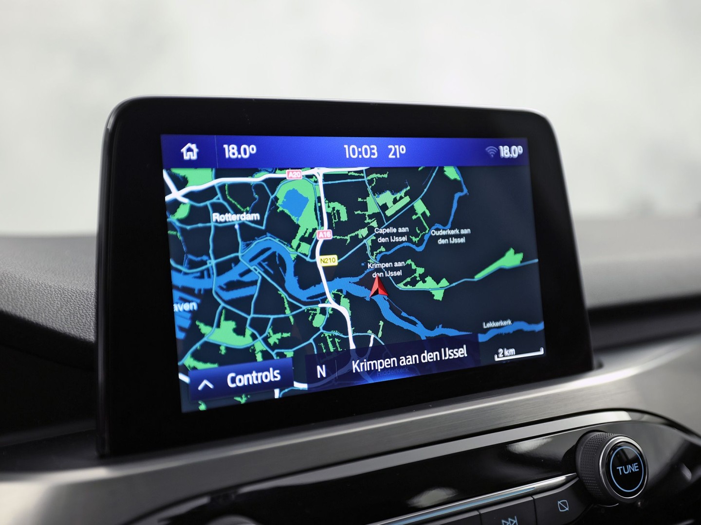 Ford Kuga 2.5 PHEV Titanium 225Pk Automaat (VIRTUAL COCKPIT, APPLE CARPLAY, GROOT NAVI, CAMERA, SPORTSTOELEN, KEYLESS, GETINT GLAS, LANE ASSIST, NIEUWSTAAT)