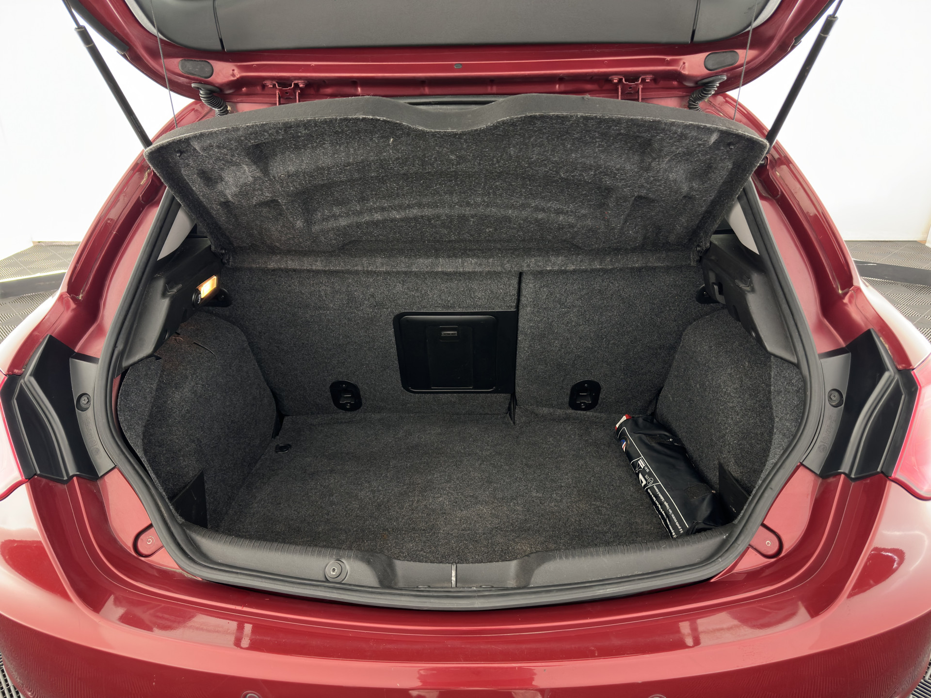 Alfa Romeo Giulietta 1.6 JTDm Distinctive *NAVI-FULLMAP | SPORT-SEATS | ECC | PDC | CRUISE | 17''ALU*