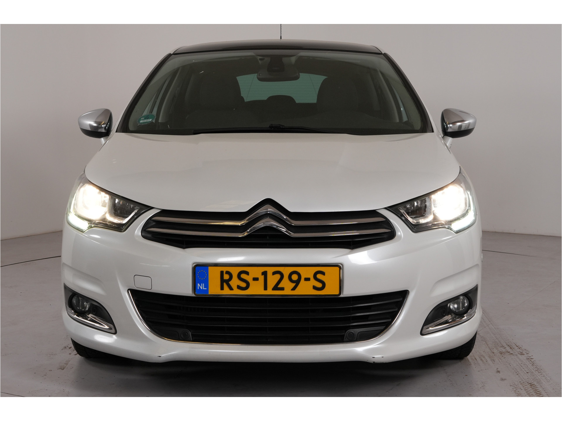 Citroën C4 1.2 PureTech Feel Collection | Trekhaak | Pano | Cruise | Stl. verw. | Climate | PDC |