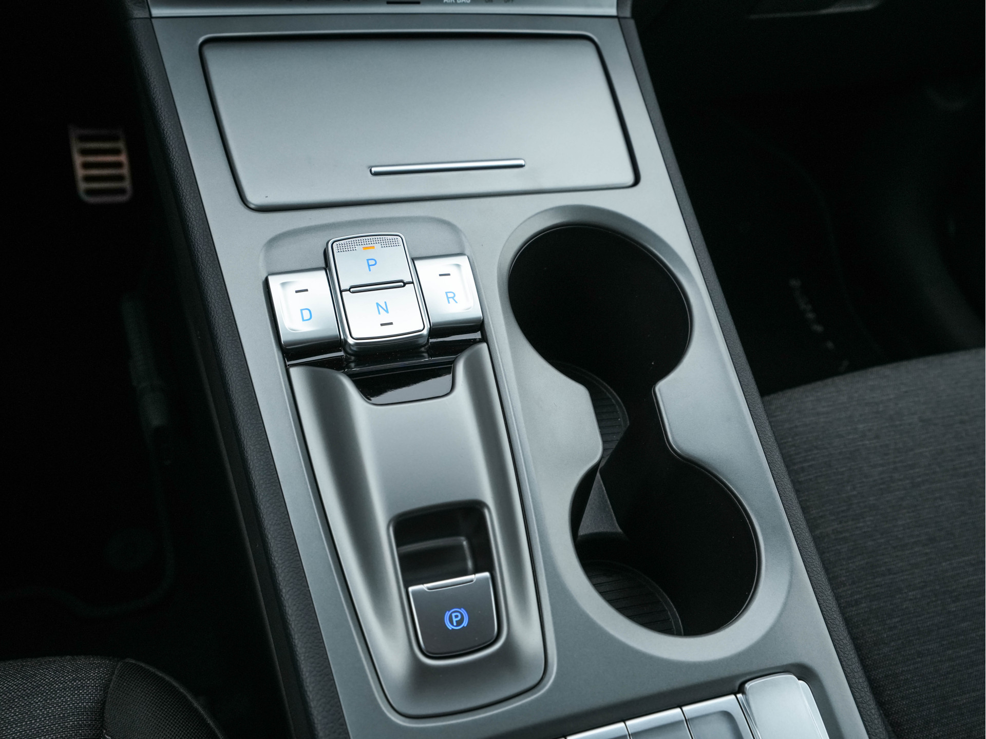 Hyundai Kona EV Fashion 39 kWh [ 3-Fase ] {SOH-100%} (INCL-BTW) Aut.*HEATPUMP | HEAD-UP | NAVI-FULLMAP | DIGI-COCKPIT | FULL-LED | KRELL-AUDIO | LANE-ASSIST | KEYLESS | CAMERA | SHIFT-PADDLES | DAB | ADAPTIVE-CRUISE | COMFORT-SEATS | 17"ALU*