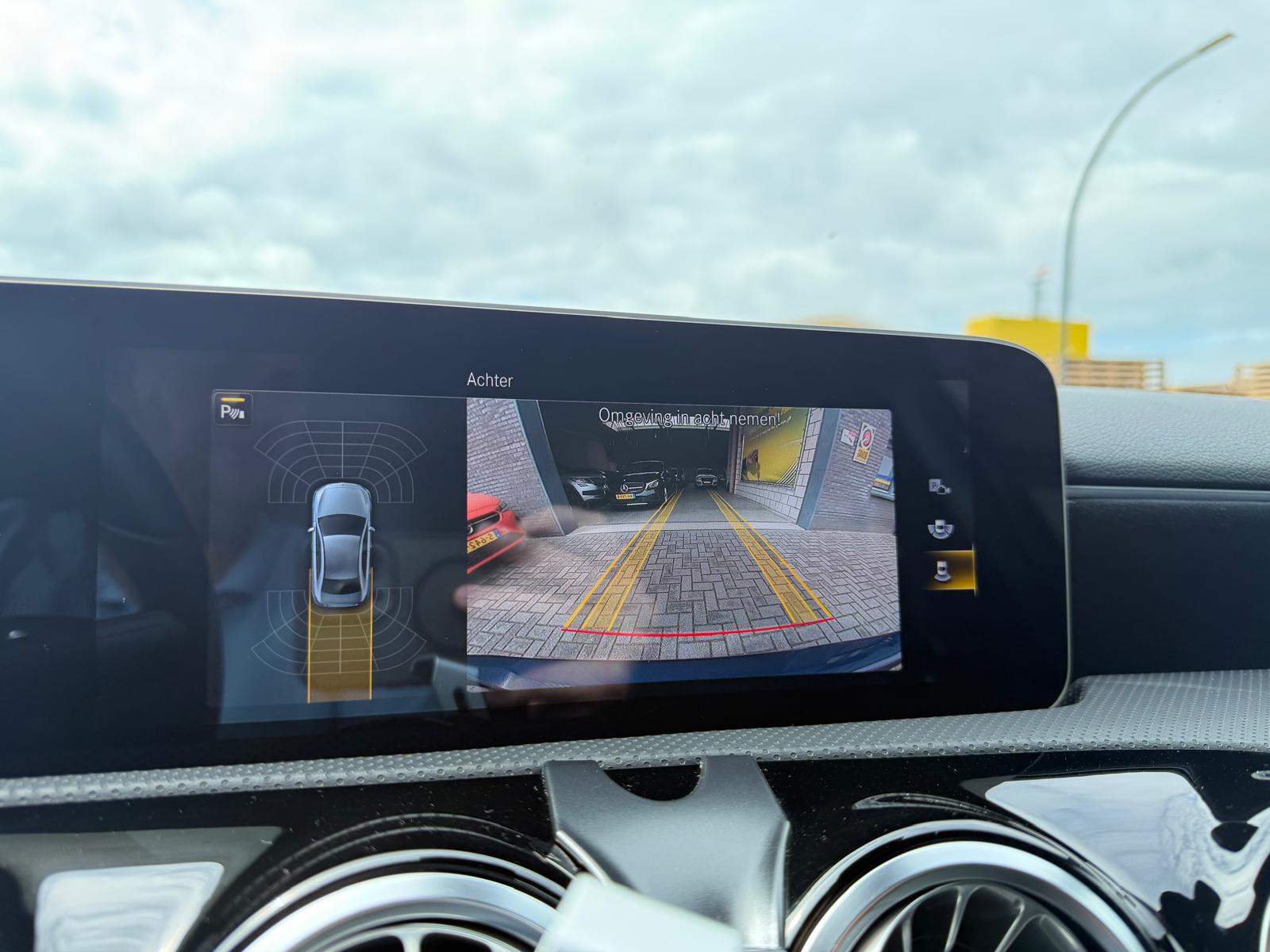 Mercedes-Benz A-klasse 250 Premium Plus | 1E EIGENAAR | 3/6/12 MND GARANTIE | PANO | LED | SFEER | BURMESTER | CARPLAY | CAMERA | NAVI | CRUISE |
