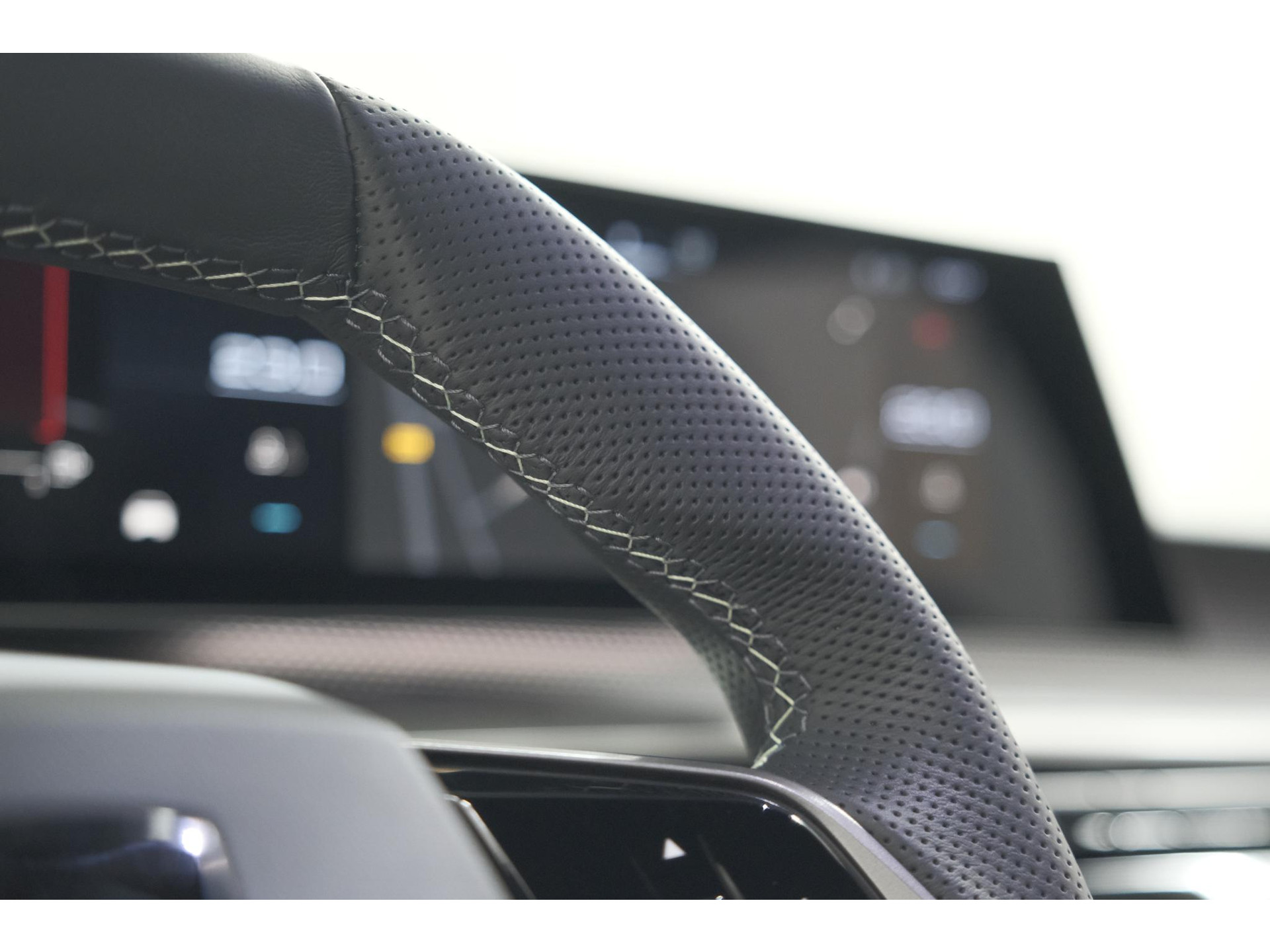 Peugeot 3008 1.2 Hybrid 145 GT | Adaptieve Cruise Control | Camera | Elektrische Kofferklep | Apple Carplay