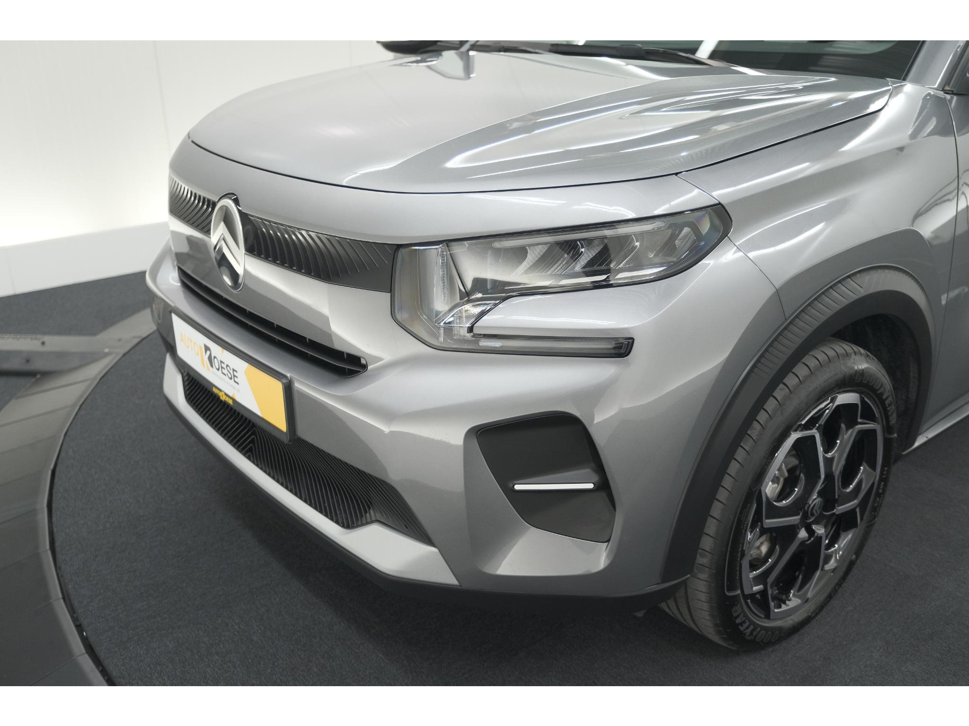 Citroen Ë-C3 Max 113pk 44 kWh | 7 KW Laadfunctie | Camera | Navigatie | Apple Carplay | Parkeersensoren