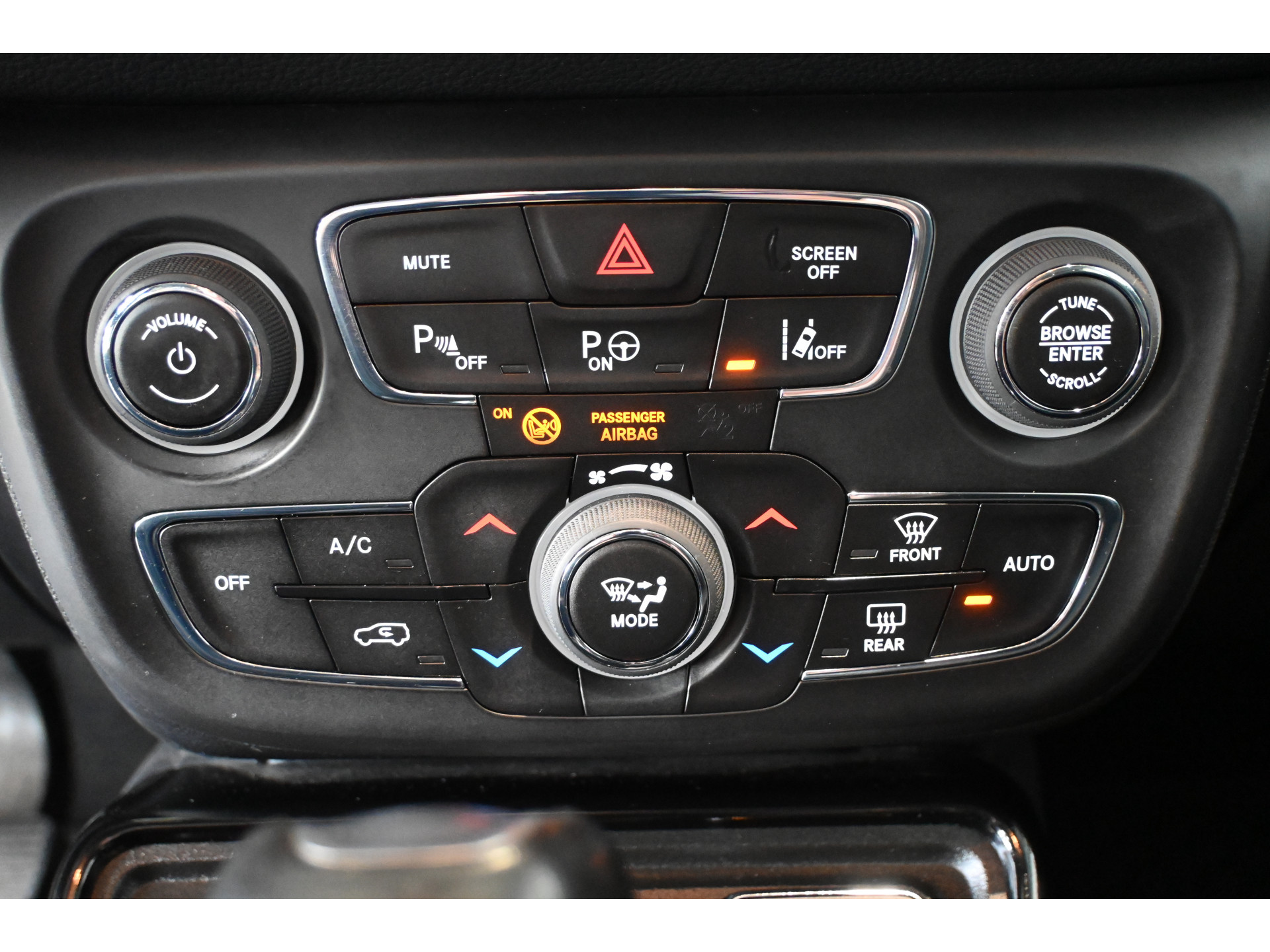 Jeep Compass 1.3T Limited Automaat Nap! Navigatie Cruise PDC Clima Xenon Stoel / Stuurverwarming 1e Eigenaar! Inruil Mogelijk!