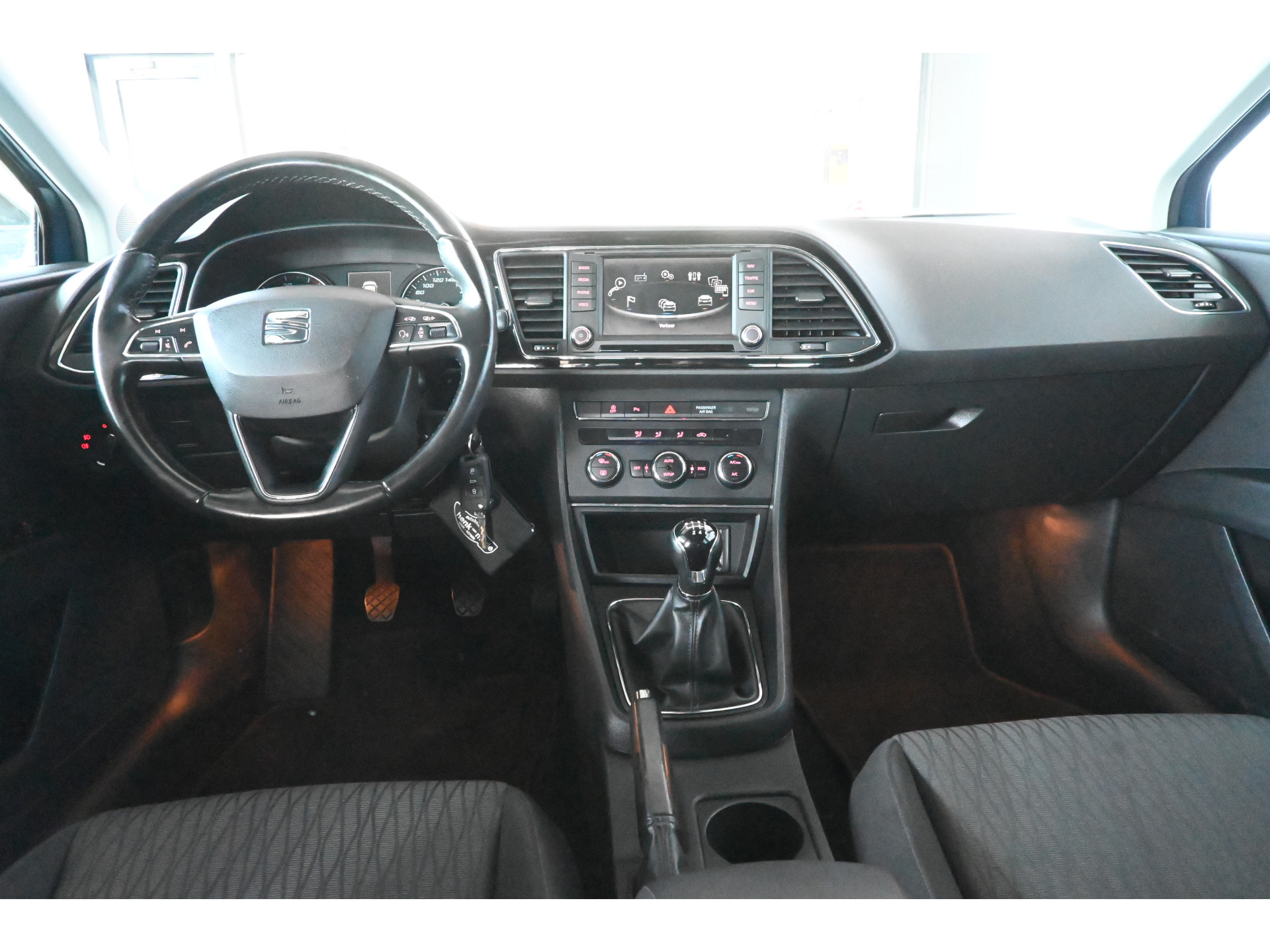 SEAT Leon ST 1.4 EcoTSI Style Connect Clima Navigatie Carplay Goed Onderhouden! Inruil Mogelijk!