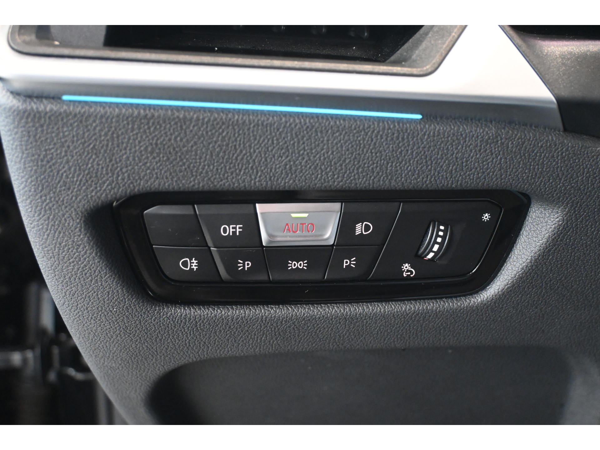 BMW 3-serie Touring 320e M-Sport Clima Cruise CarPlay LED Leder Navigatie 100% Onderhouden! Inruil Mogelijk!