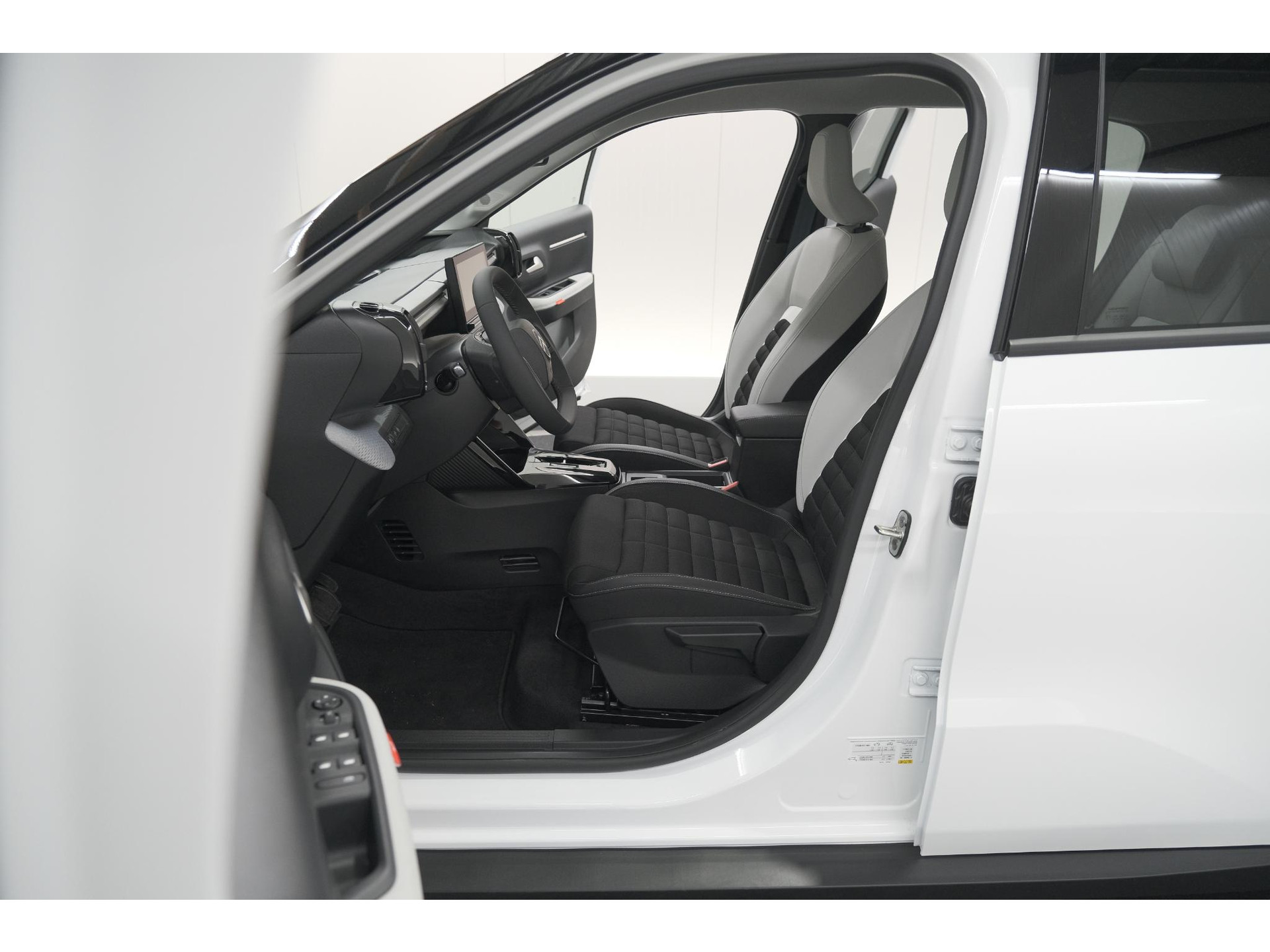 Citroen C3 Aircross 1.2 Hybrid 145pk Max | Camera | Dodehoekdetectie | Apple Carplay