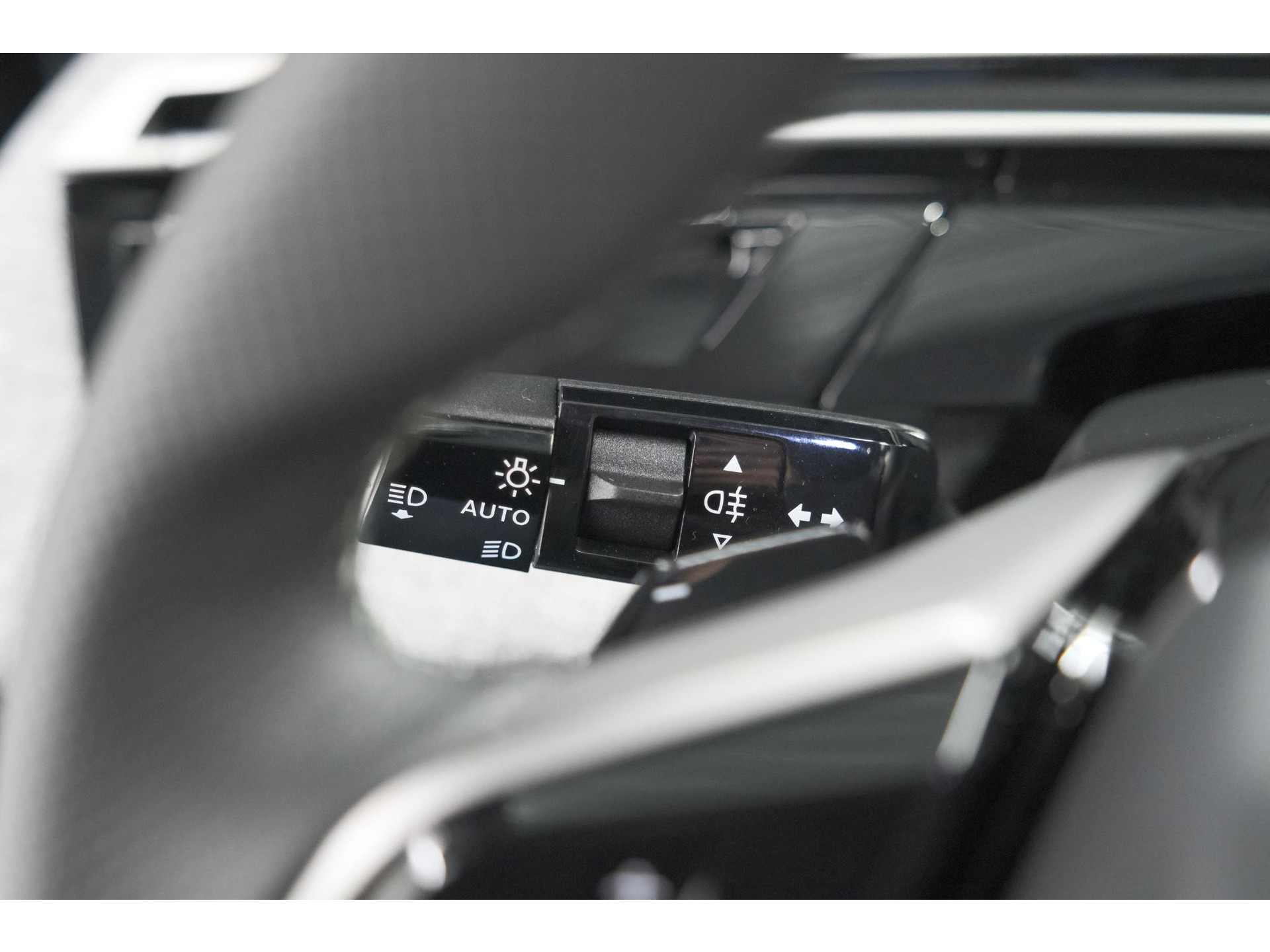 Peugeot 5008 HYbrid 145 e-DCS6 GT | Panoramadak | Camera | Elektrische Achterklep | Adaptieve Cruise Control