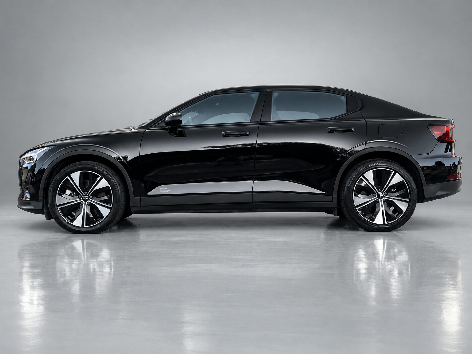Polestar 2 Long Range Single Motor 78 kWh | 1e eigenaar | navigatie | 360 camera | elektr. a. klep | memory stoel | BTW auto