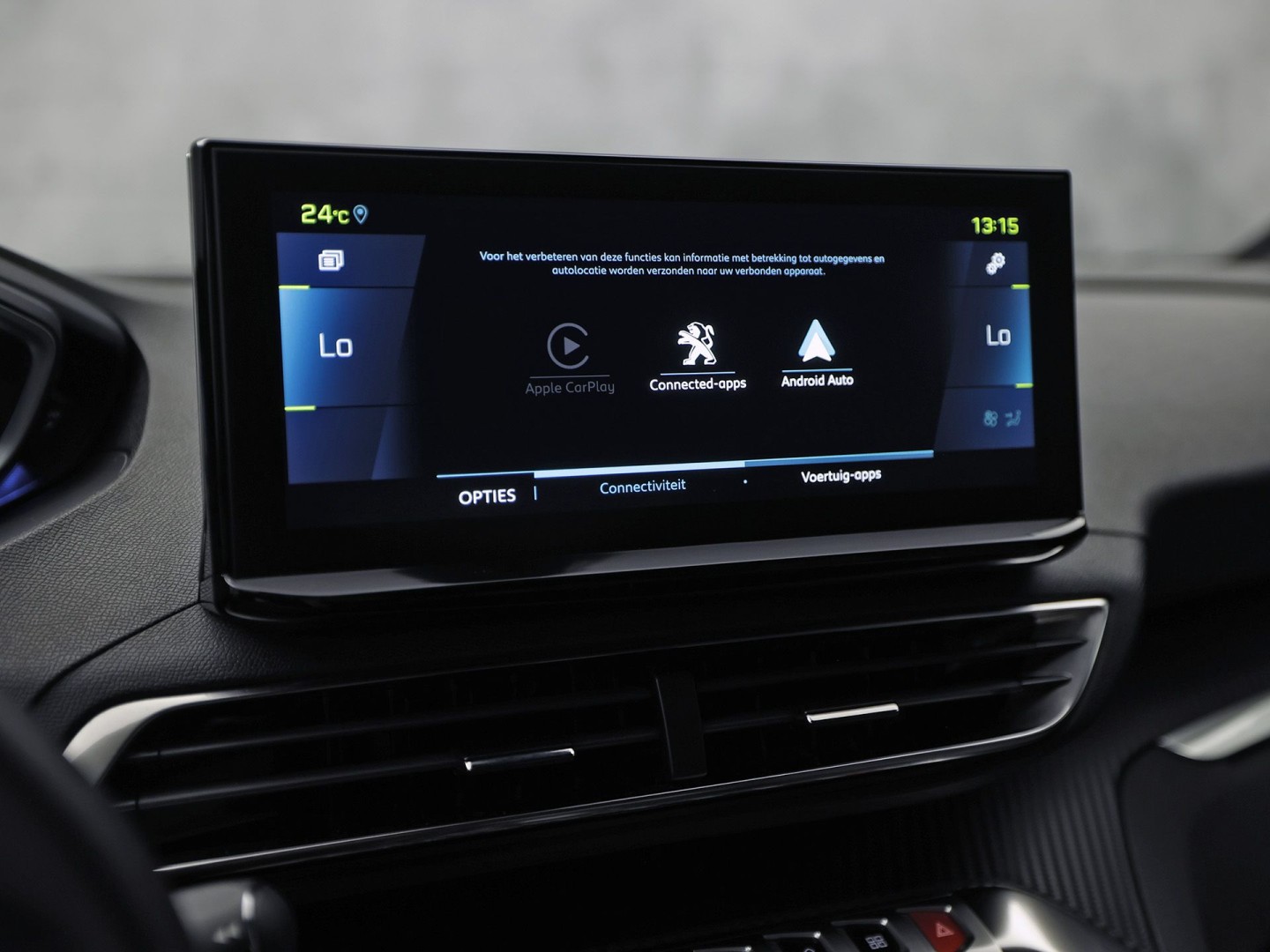 Peugeot 3008 1.6 HYbrid 225 Allure Sport 225Pk Automaat (APPLE CARPLAY, GROOT NAVI, 360 CAMERA, SPORTSTOELEN, LEDER, KEYLESS, GETINT GLAS, LANE ASSIST, NIEUWSTAAT)