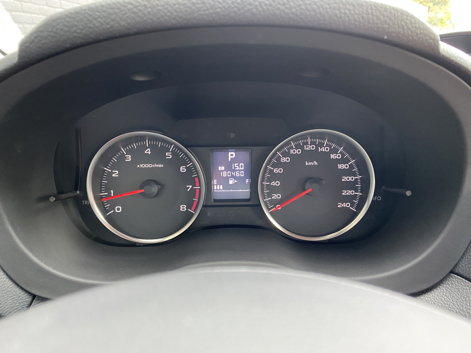 Subaru XV 2.0i Luxury AWD 150 pk AUT. | dealer onderhouden | navigatie | trekhaak | leder interieur | camera | all season banden