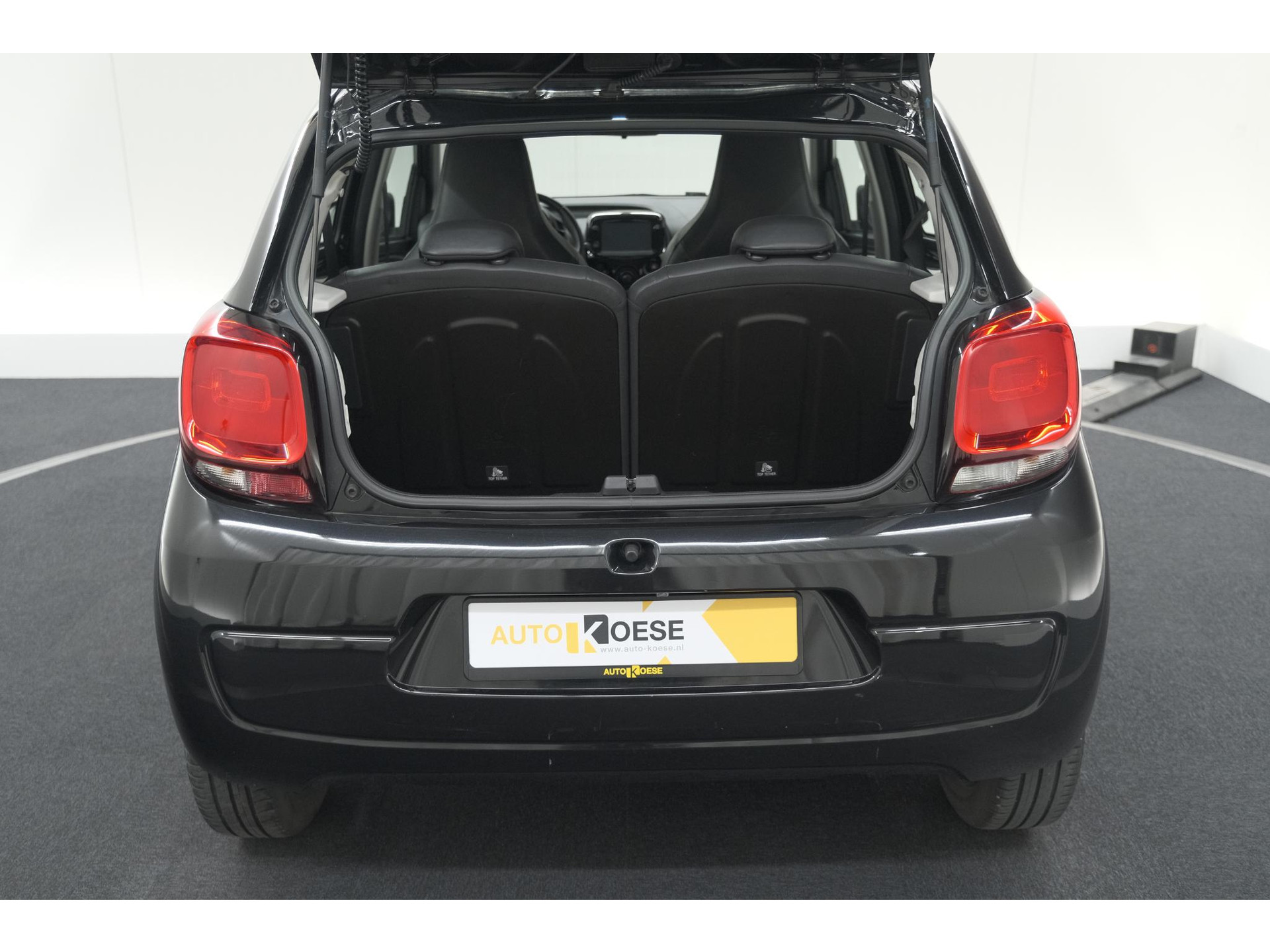 Citroen C1 1.0 VTi Shine | Automaat | Stoelverwarming | Camera | Lederen bekleding