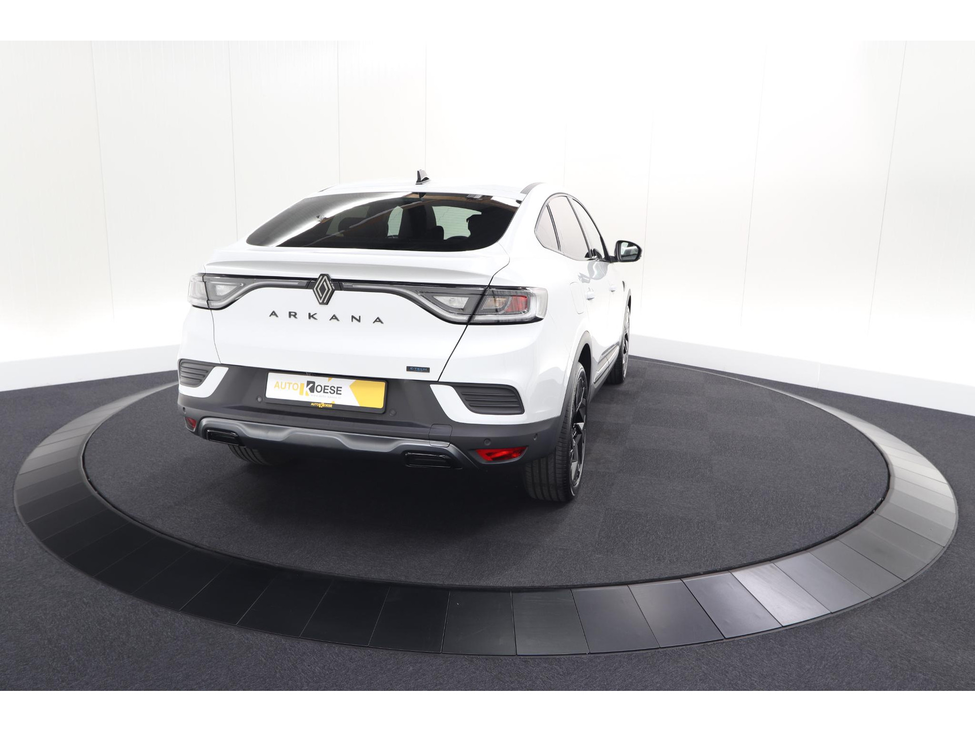Renault Arkana 1.6 E-Tech hybrid 145 Esprit Alpine | 360 Camera | Adaptieve Cruise Control | Pack Winter | Dodehoekdetectie