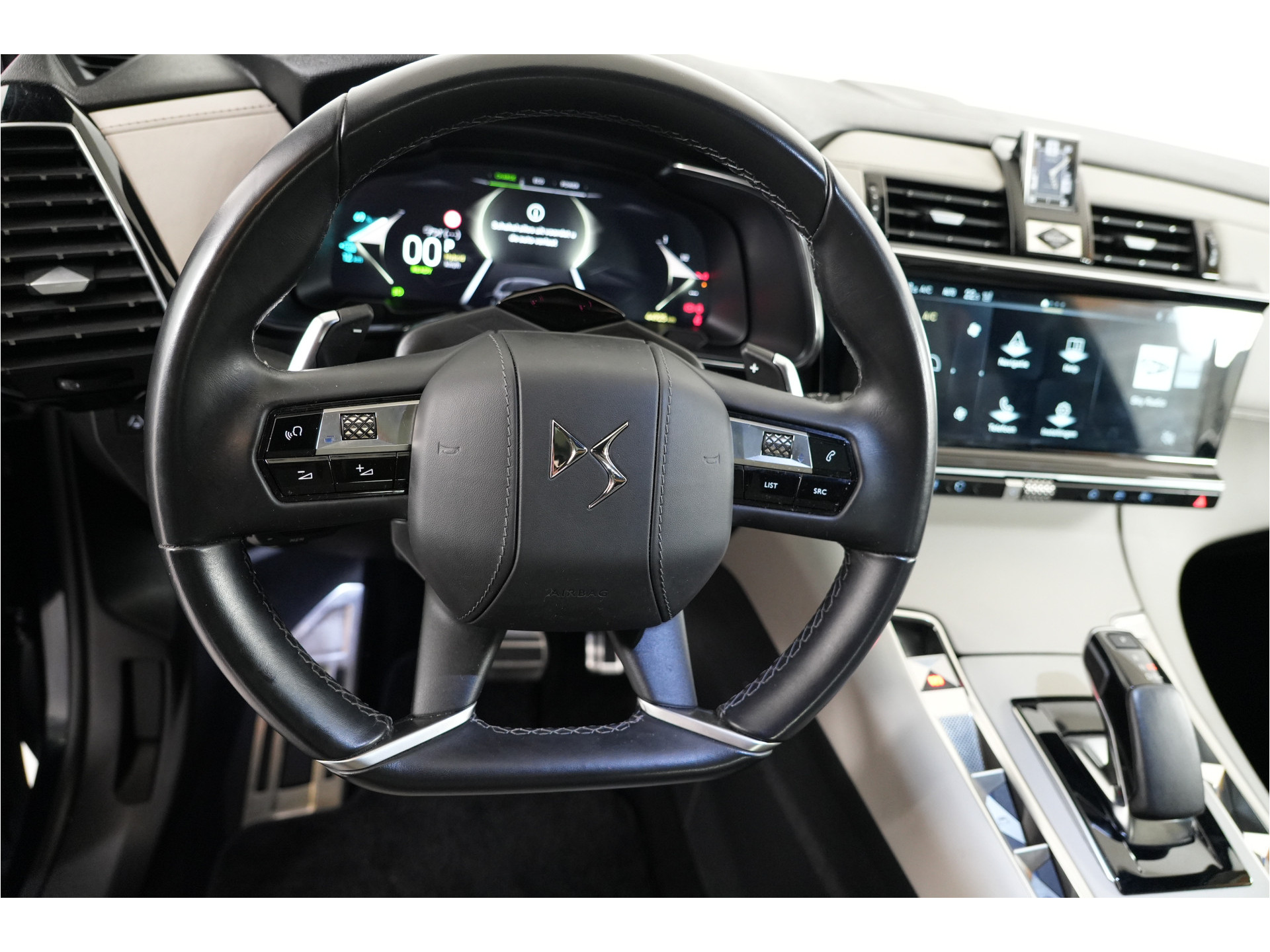 DS 7 E-Tense 4x4 La Première 360 pk PHEV | SOH 96% | Pano | Massage | Nachtzicht | Focal | 360° Cam | Nappa |