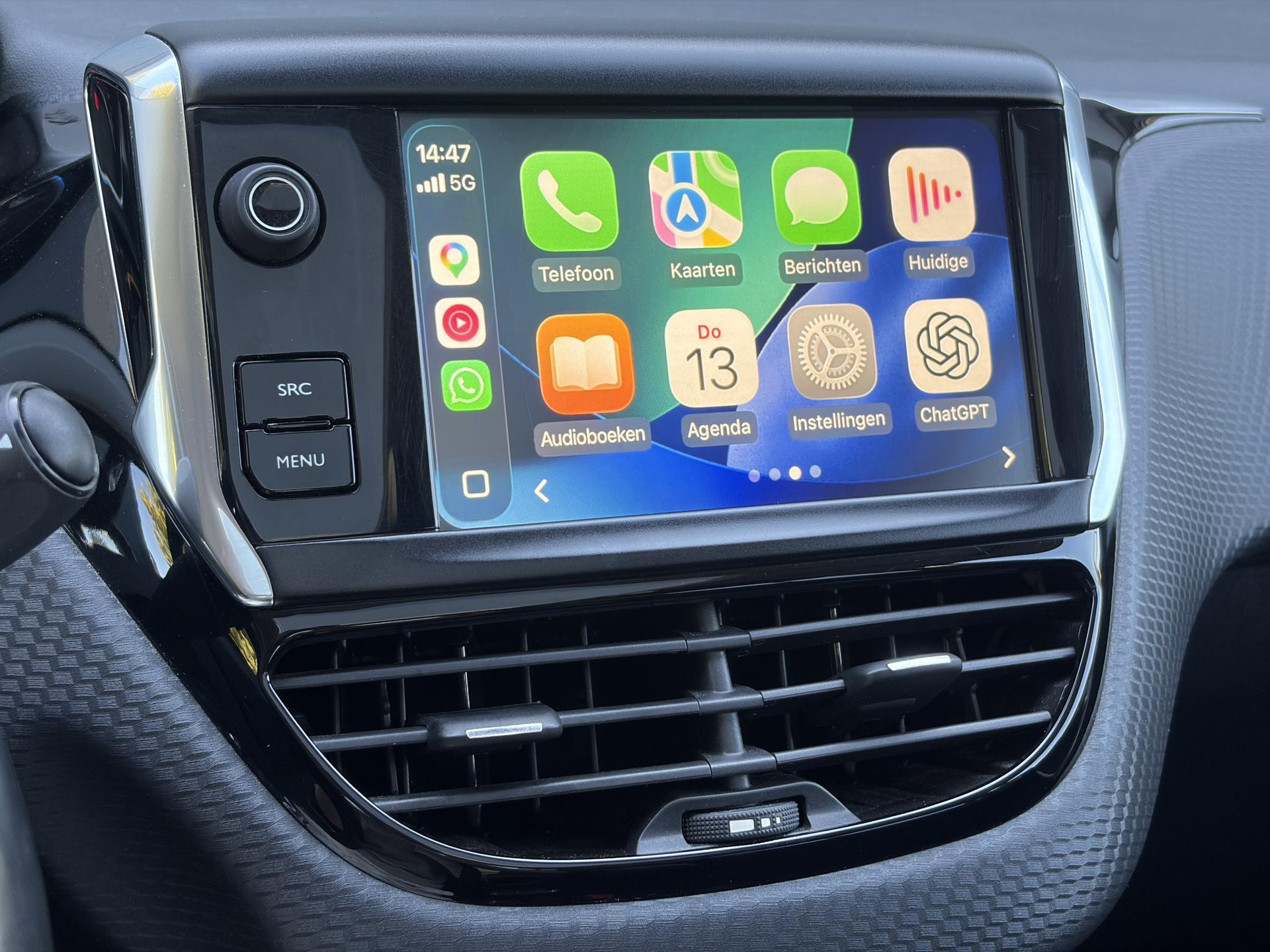 Peugeot 2008 1.2 PureTech Allure D-riem vv in 02-2026 l Pano l Carplay l Camera l Halfleder l 110pk l Dealer Onderhouden l 2e Eigenaar l Navi l Clima l Cruise l Pdc l Lm velgen l Apk tot 02-2027
