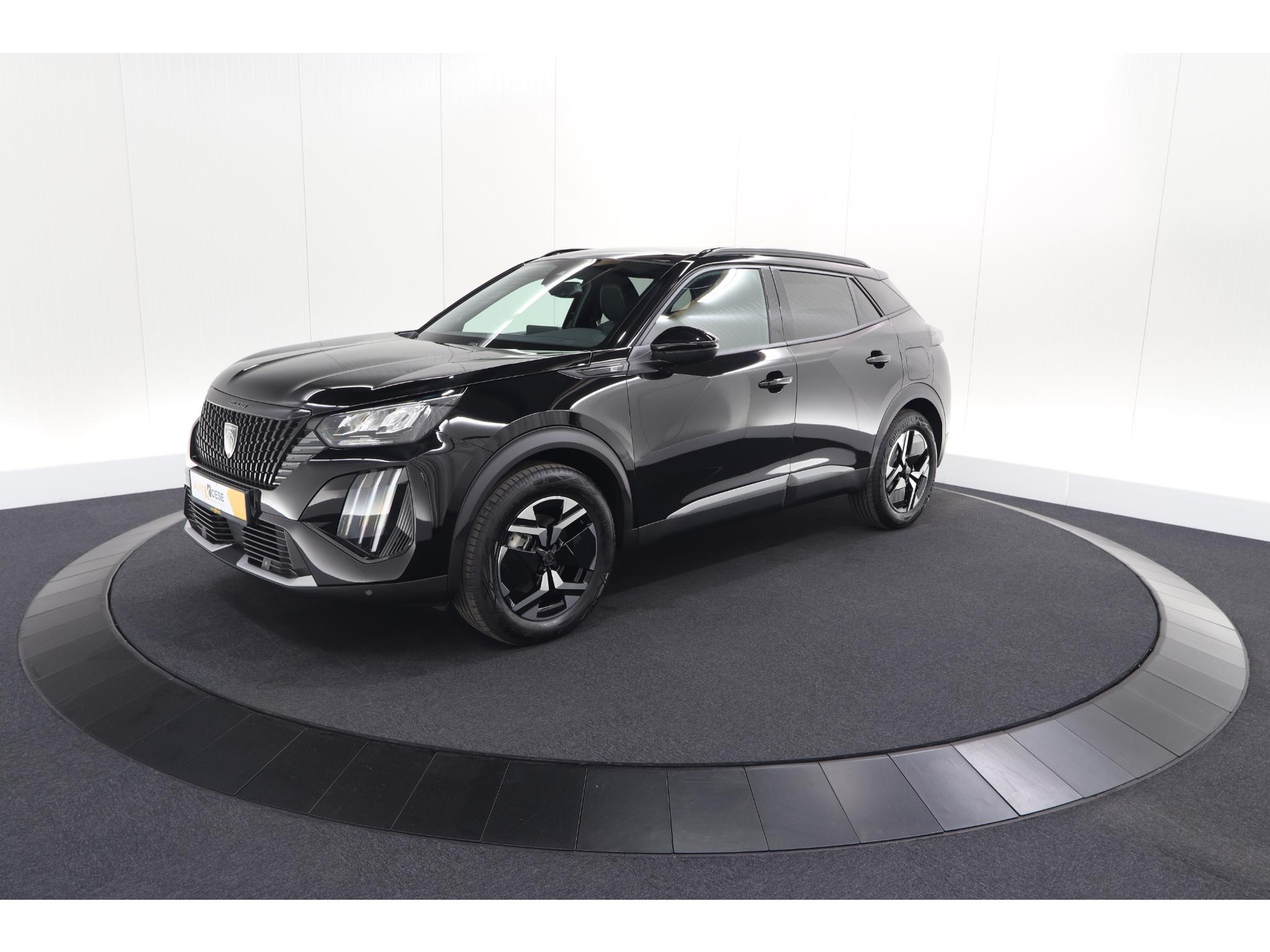 Peugeot e-2008 EV Allure 54 kWh | 11 KW Lader | Warmtepomp | Apple Carplay | Parkeersensoren