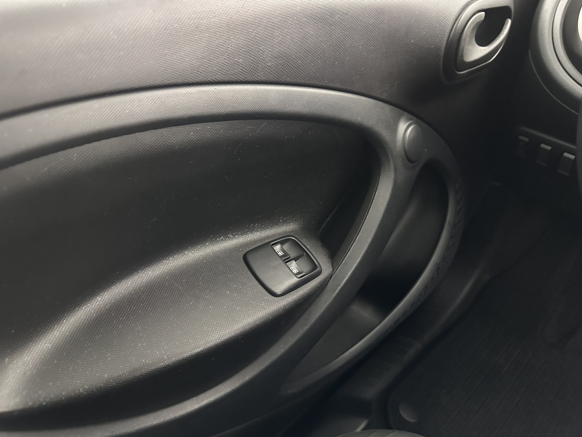 Smart forfour 1.0 Essential Edition *AIRCO | CRUISE | COMFORTSEATS | RADIO-MP3*