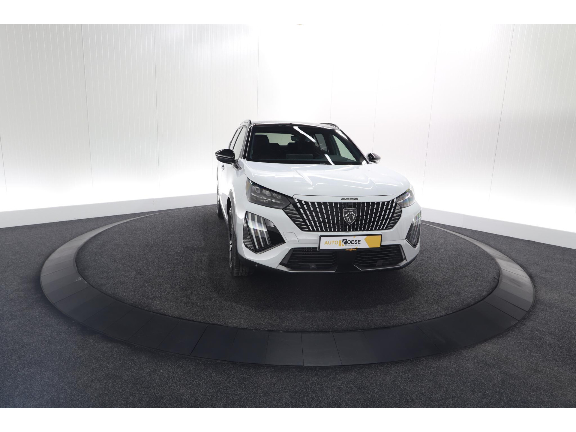 Peugeot 2008 PureTech 130 EAT8 GT | 360 Camera | Stoelmassage | Adaptieve Cruise Control | Dodehoekdetectie