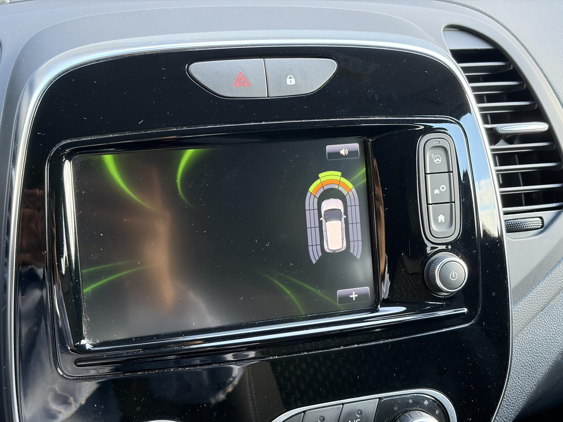 Renault Captur 0.9 TCe Intens ✓1e Eigenaar✓Camera ✓Keyless✓Airco✓Cruise✓Dealer Onderhouden✓LED koplampen✓Dodehoeksensor✓17'' Lm velgen✓Pdc V+A✓N.A.P✓Bj 12-2017✓Apk tot 01-2027