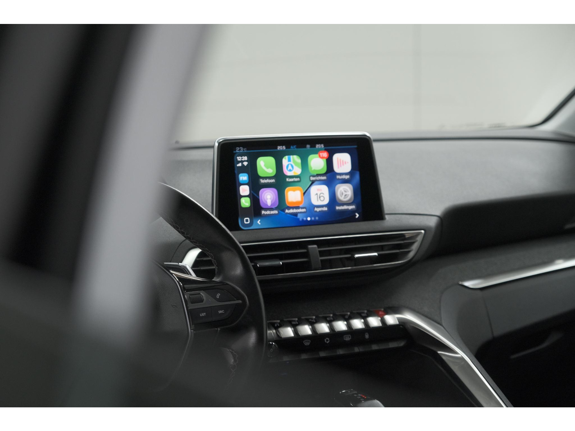 Peugeot 5008 PureTech 130 EAT8 Crossway | Trekhaak | Camera | Navigatie | Apple Carplay