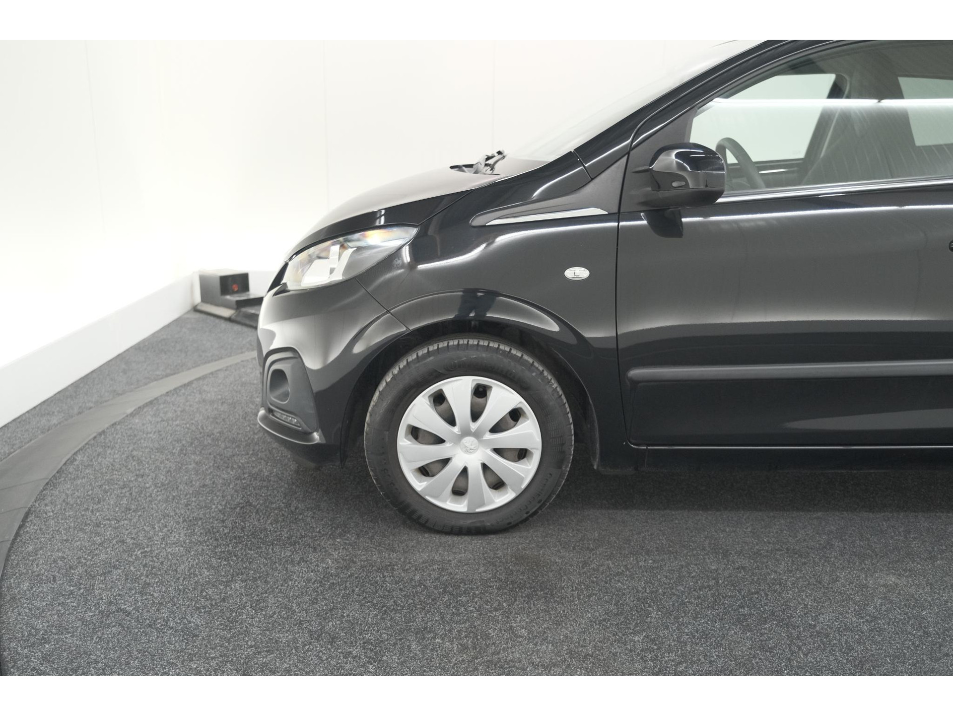 Peugeot 108 1.0 e-VTi Active | Unieke Auto! | Automaat | Airco | Getint Glas | Bluetooth Radio | 5 Deurs