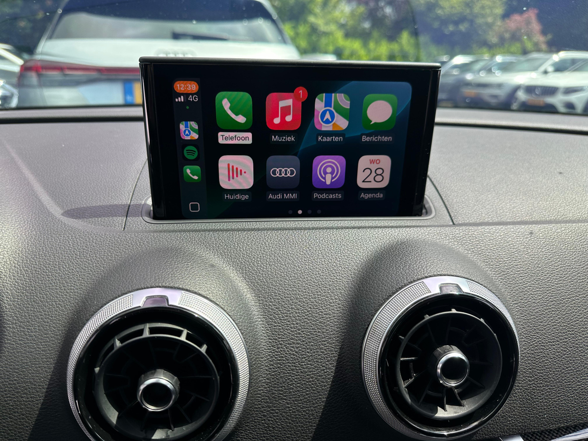 Audi RS3 2.5 TFSI quattro Aut. *RS-SEATS | PANO | NAPPA-FULL-LEATHER | DIGI-COCKPIT | BANG&OLUFSEN | APPLE-CARPLAY | ADAPTIVE-CRUISE | BLIND-SPOT | CAMERA | KEYLESS | NAVI-FULLMAP | DAB+ | MAGNETIC-RIDE | 19''ALU*