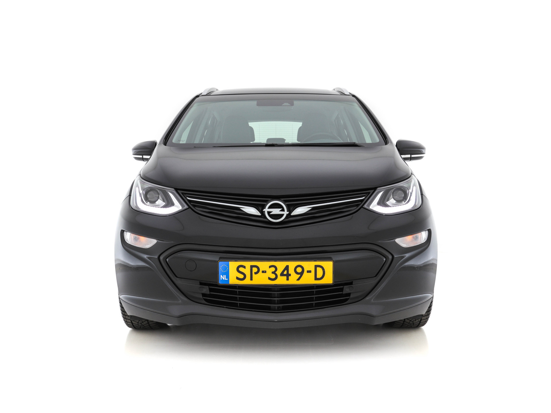 Opel Ampera-e Business Executive 60 kWh (INCL-BTW)  Aut. *LEATHER | BOSE-SOUNDSYSTEM | DIGI-COCKPIT | KEYLESS | CCS-FASTLOADER | FULL-LED | DAB | NAVI-FULLMAP | CRUISE | CARPLAY | LANE-ASSIST | COMFORT-SEATS | 17"ALU*